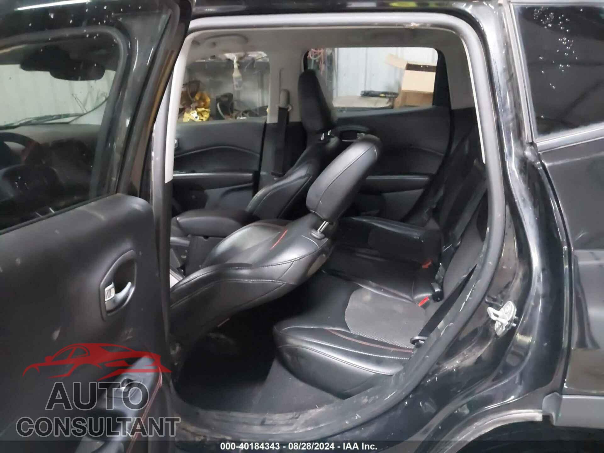 JEEP COMPASS 2018 - 3C4NJDDBXJT207330