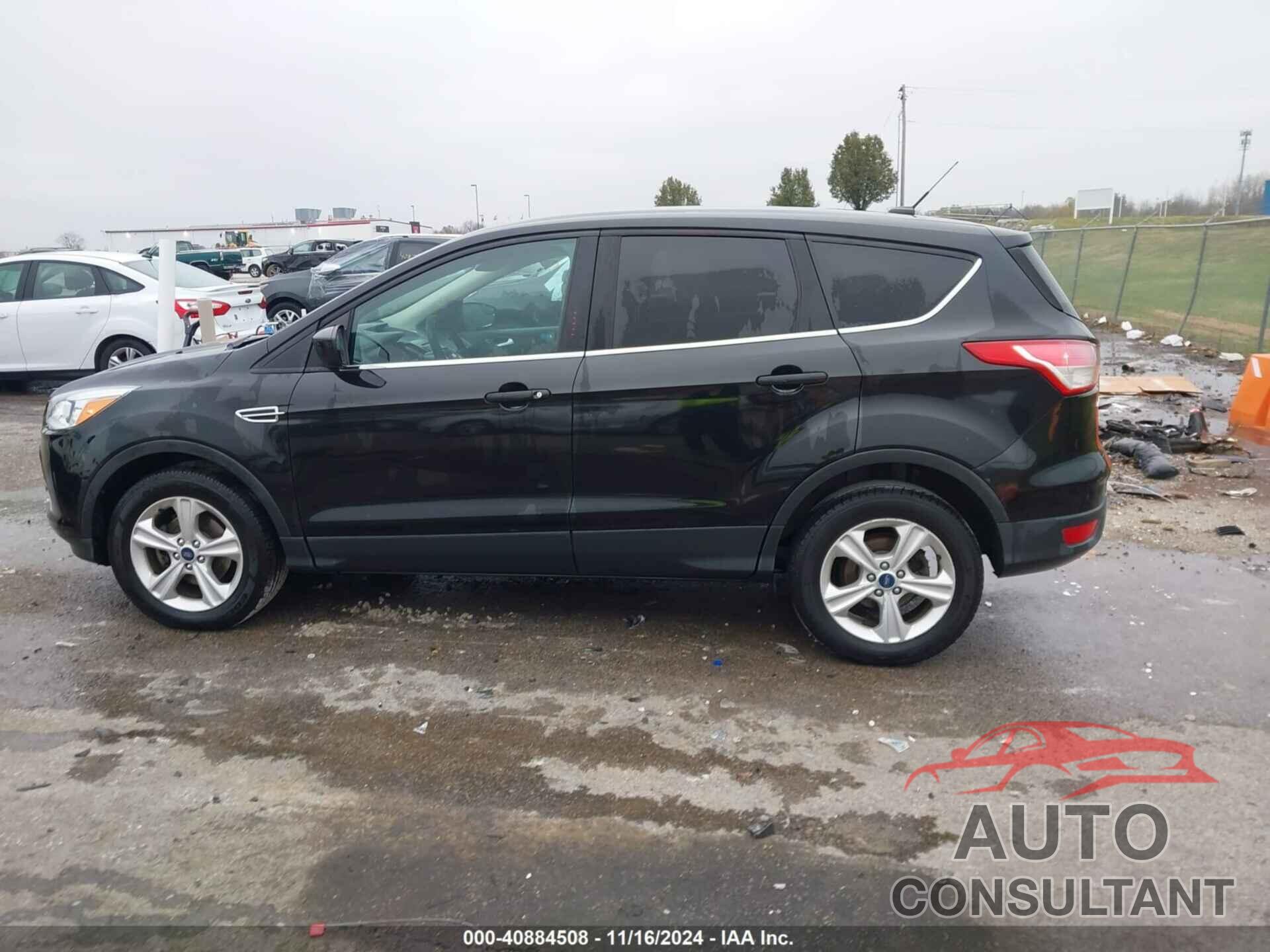 FORD ESCAPE 2015 - 1FMCU0G71FUA91457