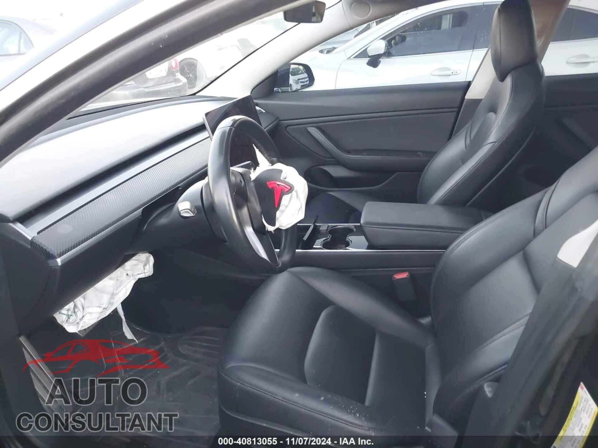 TESLA MODEL 3 2019 - 5YJ3E1EA6KF190154