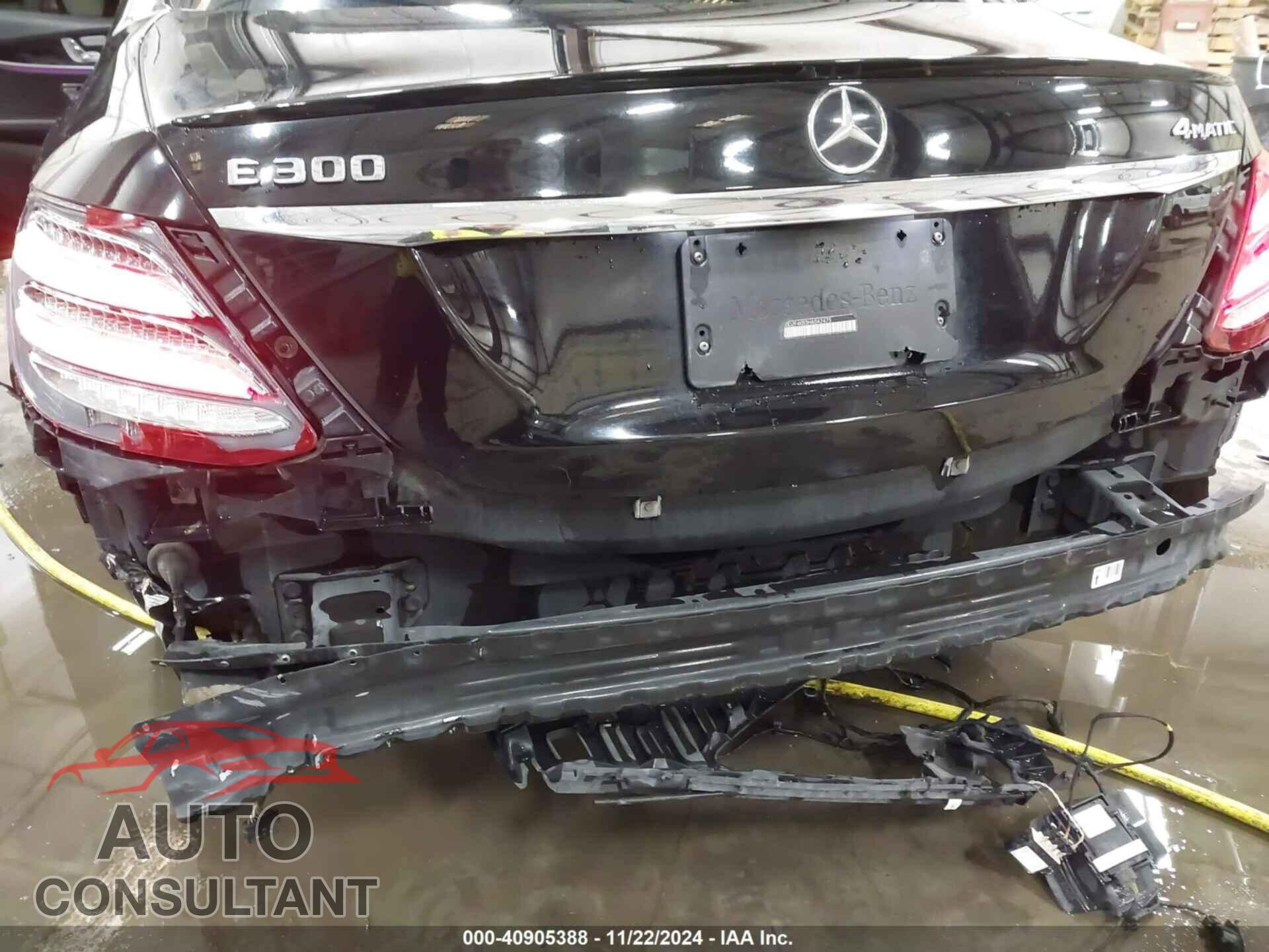 MERCEDES-BENZ E 300 2017 - WDDZF4KB3HA042475