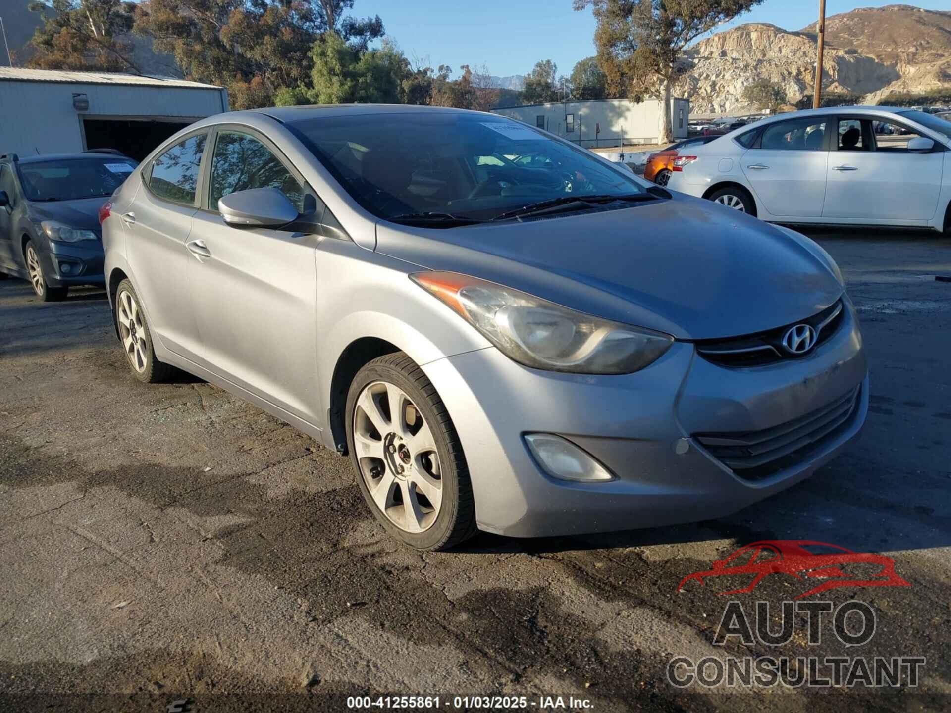 HYUNDAI ELANTRA 2013 - KMHDH4AE6DU702829