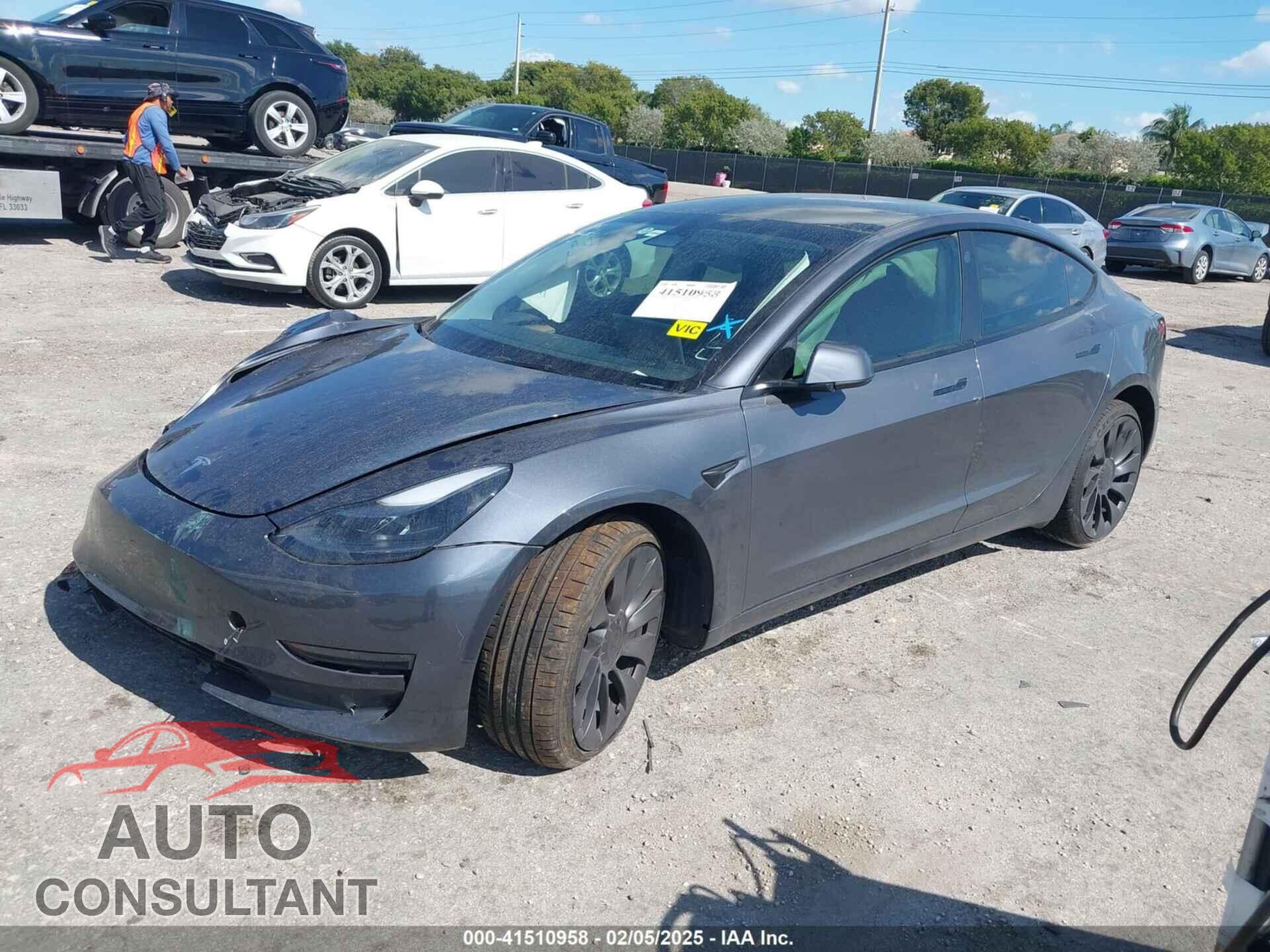 TESLA MODEL 3 2023 - 5YJ3E1EC3PF696730