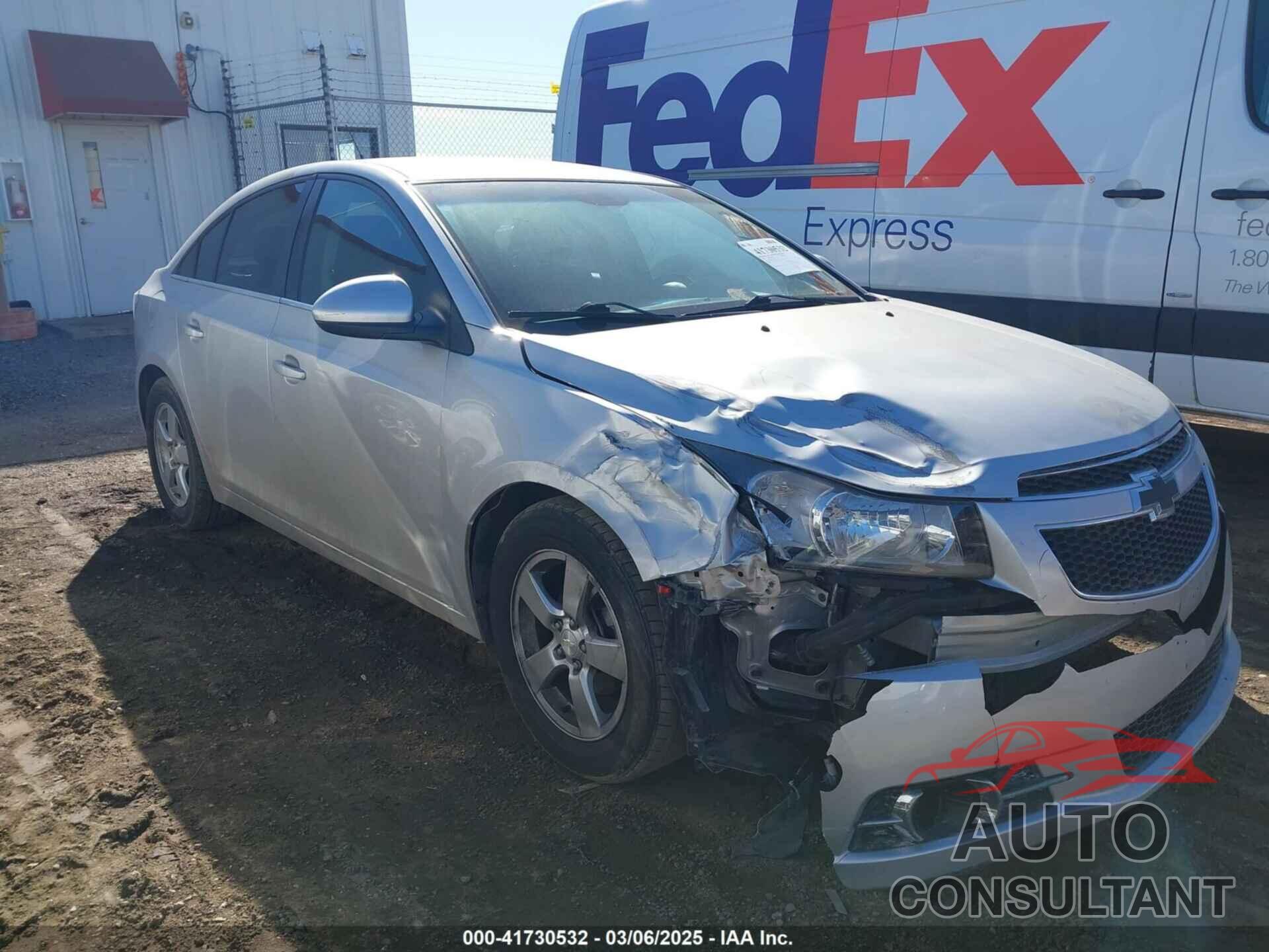 CHEVROLET CRUZE 2014 - 1G1PC5SB7E7416247