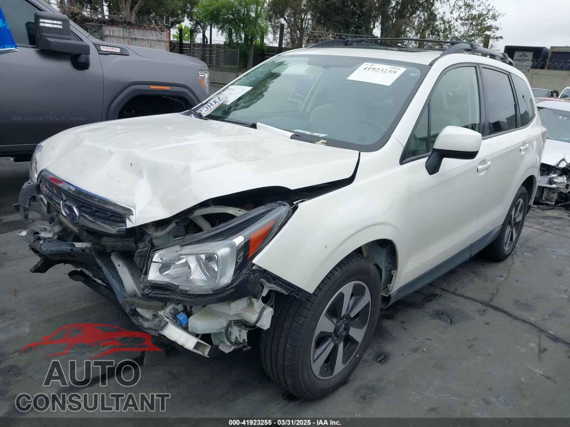 SUBARU FORESTER 2017 - JF2SJAEC0HH539666