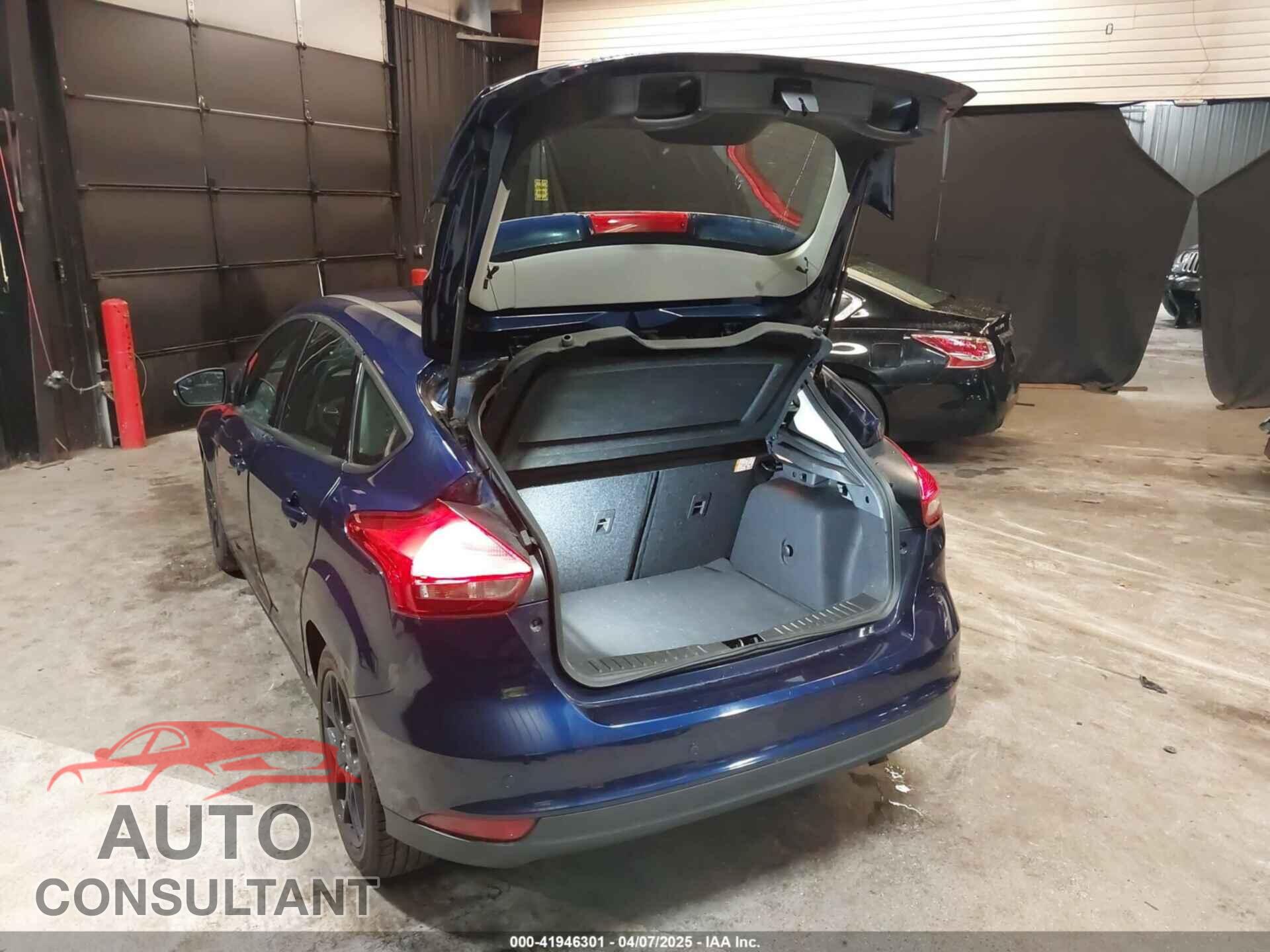 FORD FOCUS 2016 - 1FADP3K27GL357008