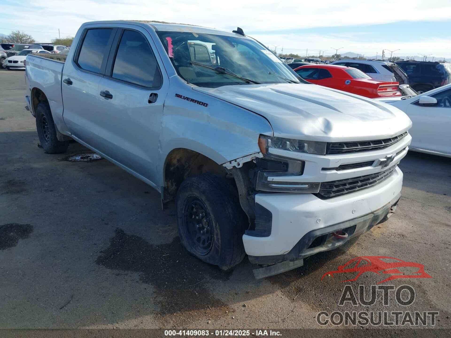 CHEVROLET SILVERADO 1500 2021 - 1GCUYEED3MZ387311