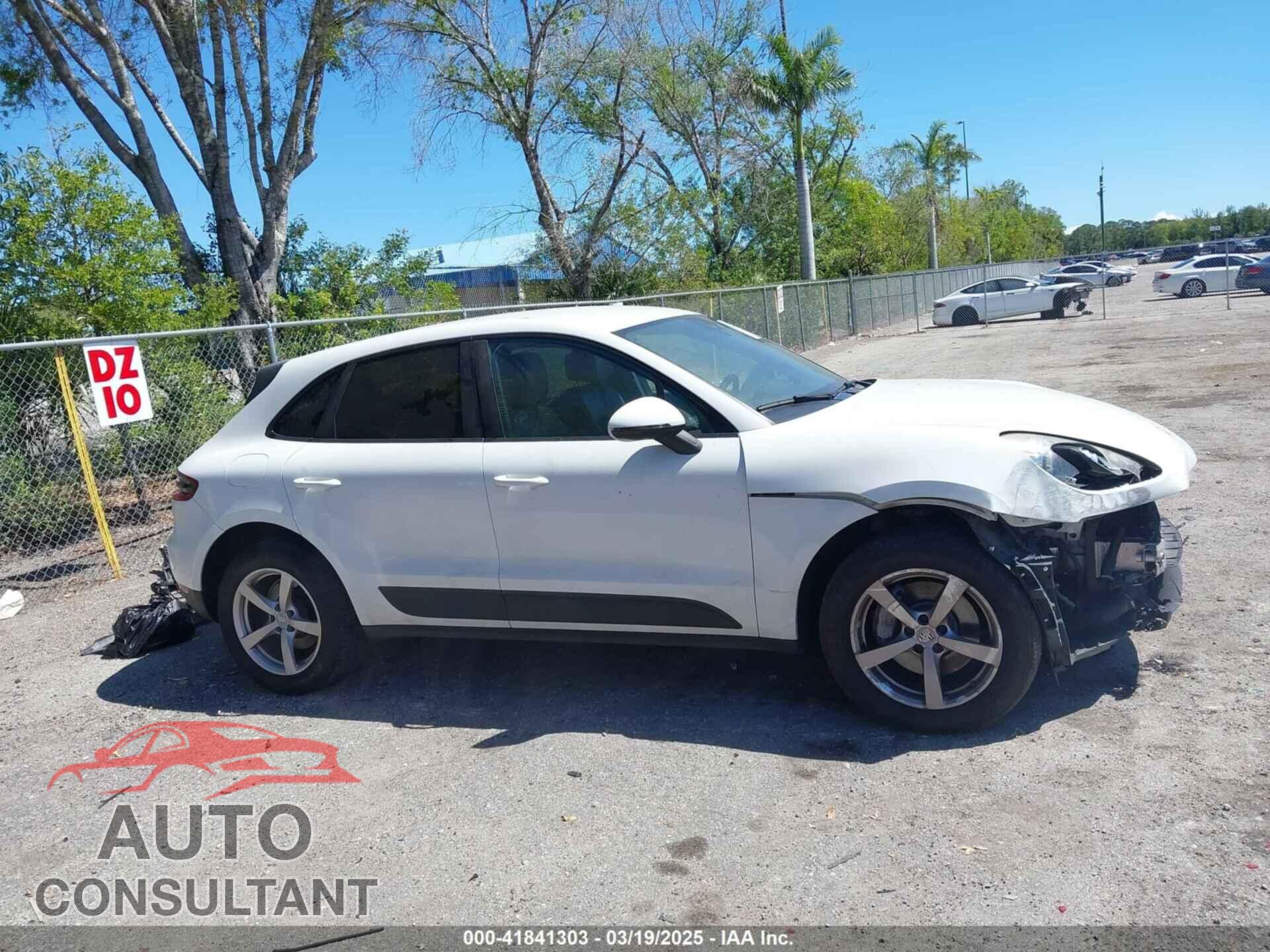 PORSCHE MACAN 2017 - WP1AA2A55HLB83587
