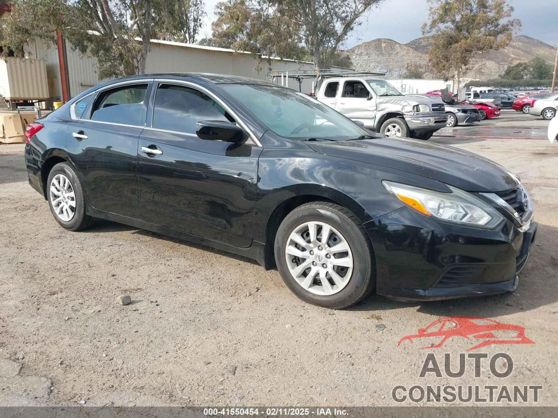 NISSAN ALTIMA 2018 - 1N4AL3AP1JC152870