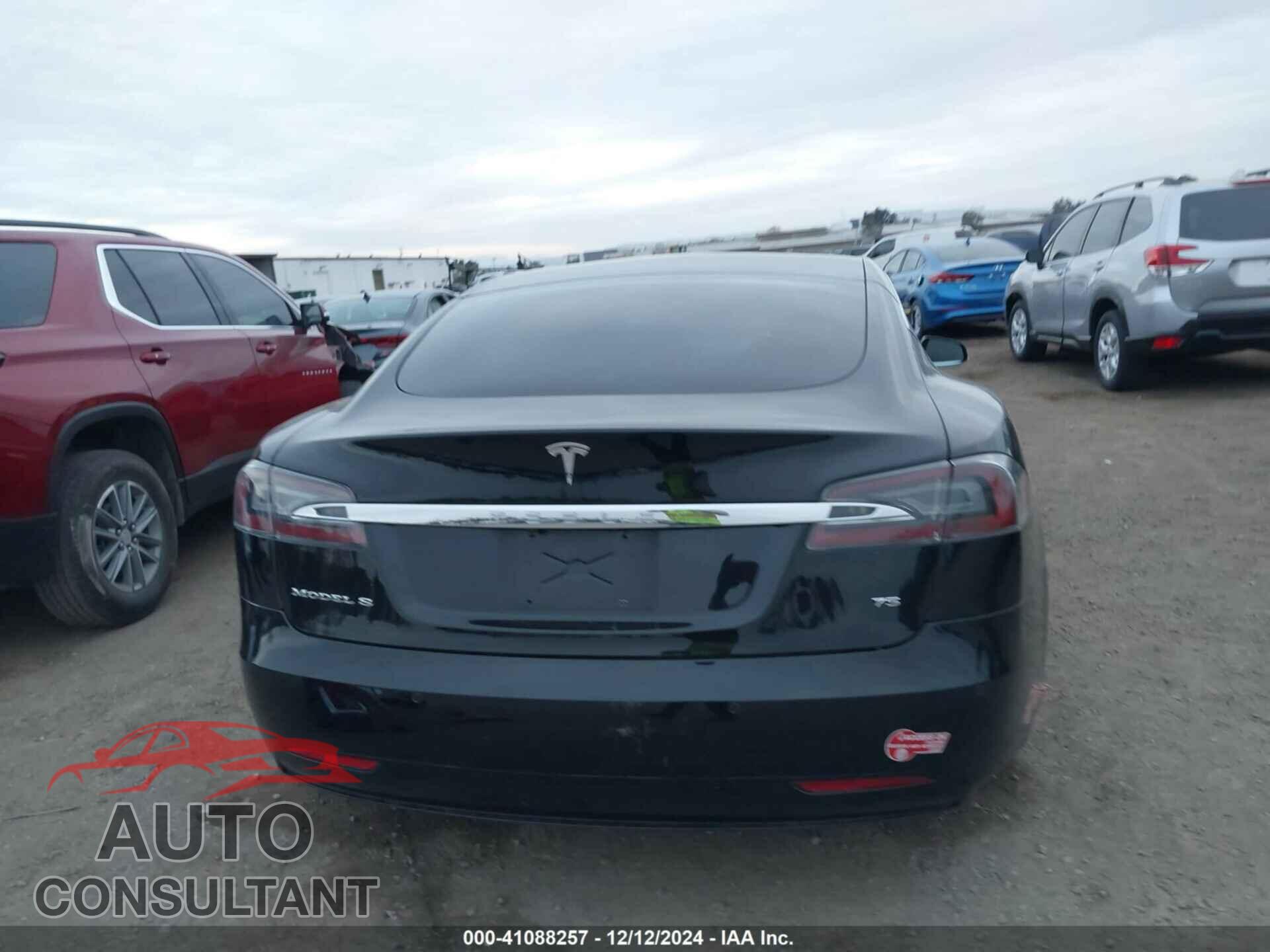 TESLA MODEL S 2017 - 5YJSA1E1XHF202743