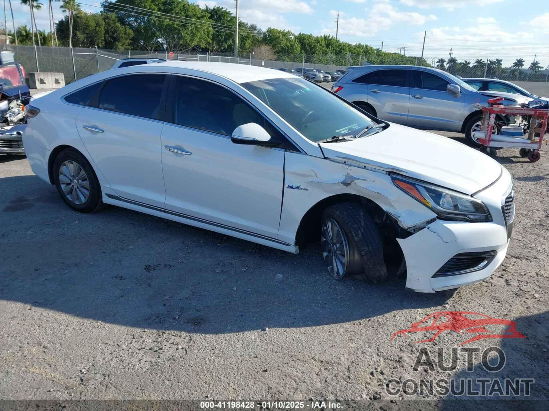 HYUNDAI SONATA HYBRID 2017 - KMHE24L31HA062540