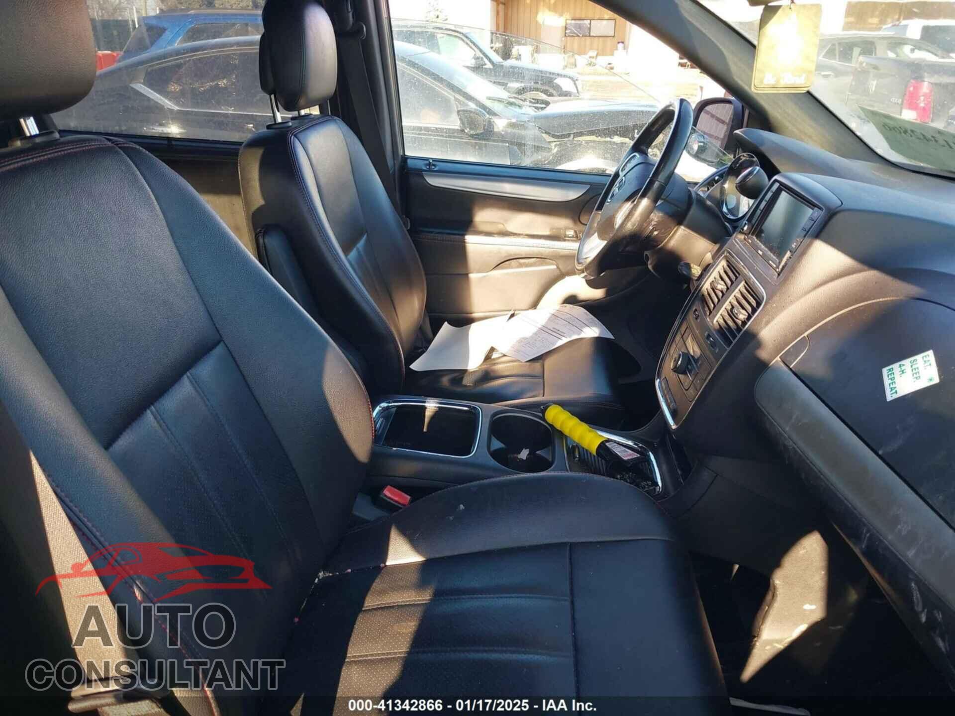 DODGE GRAND CARAVAN 2018 - 2C4RDGEG0JR336829