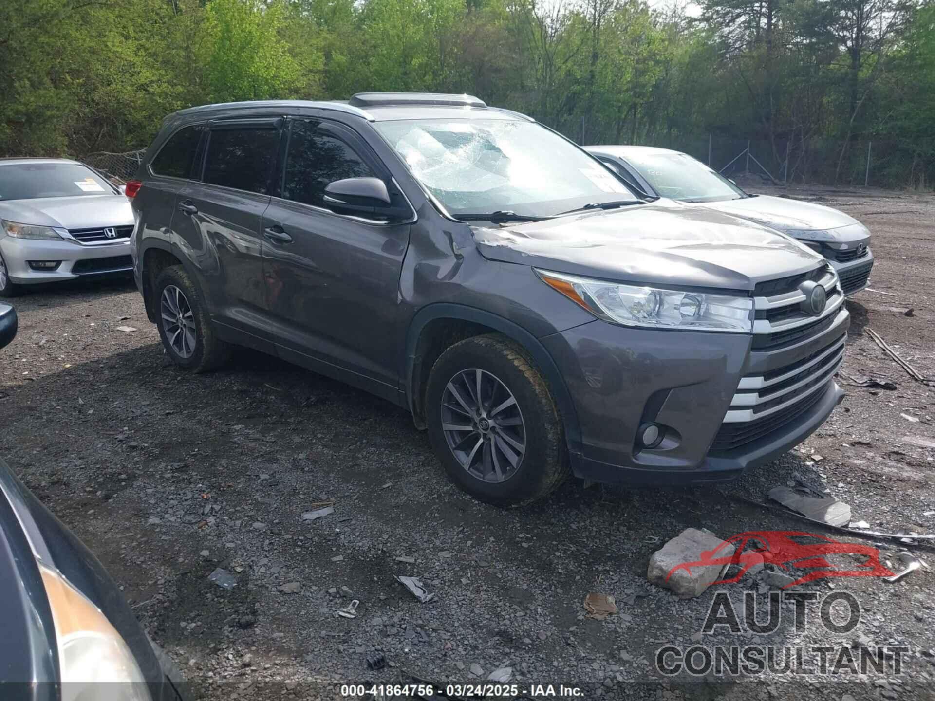 TOYOTA HIGHLANDER 2018 - 5TDJZRFH5JS848787