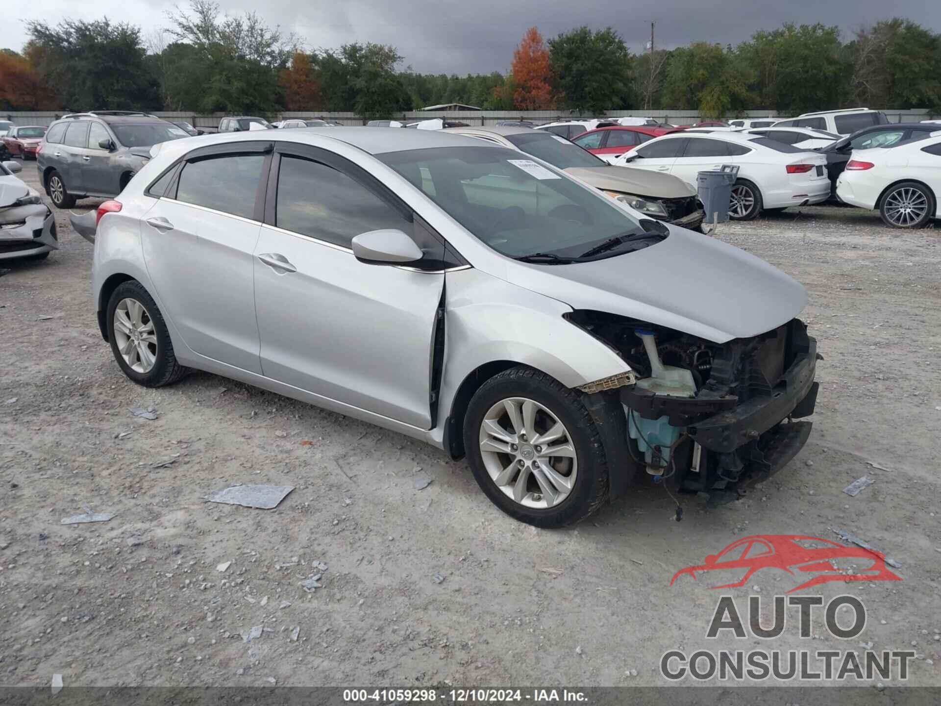 HYUNDAI ELANTRA GT 2013 - KMHD35LE2DU025408
