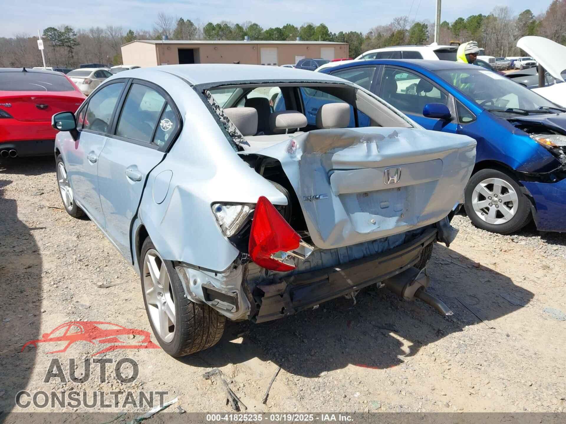 HONDA CIVIC 2012 - 2HGFB2F56CH551327