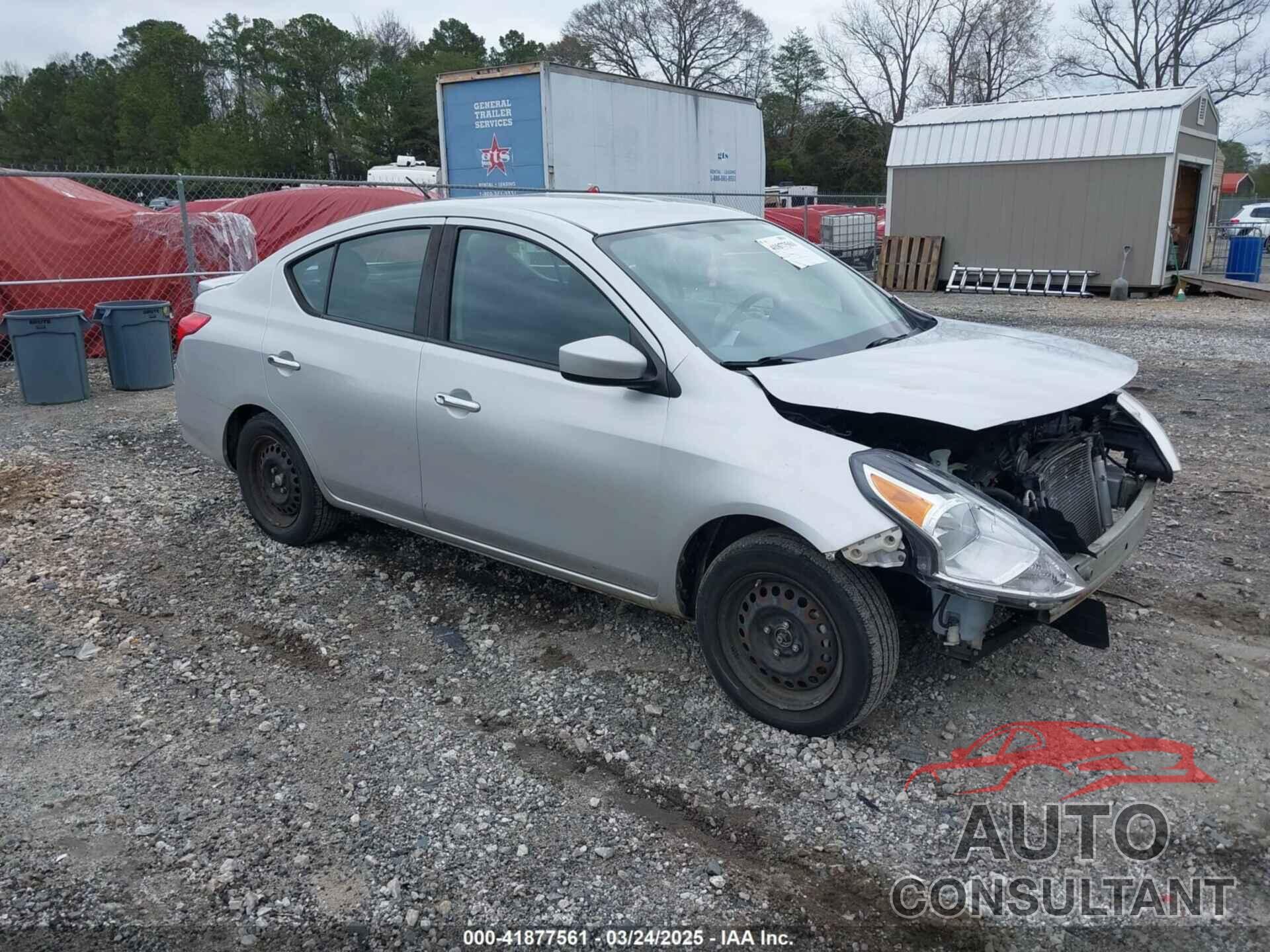 NISSAN VERSA 2018 - 3N1CN7AP8JL811023