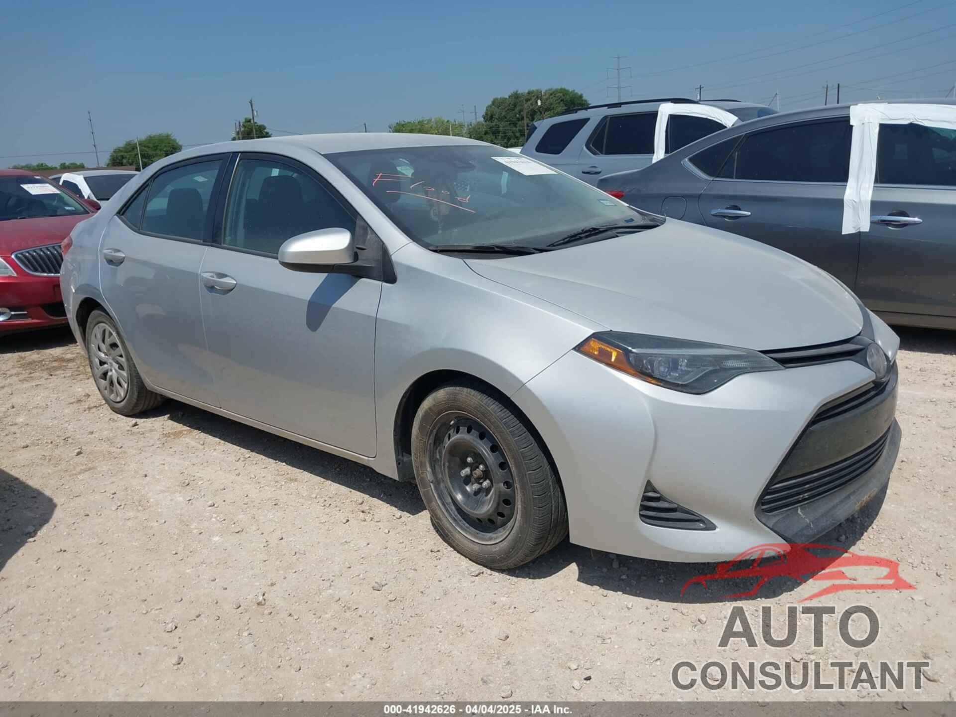 TOYOTA COROLLA 2018 - 2T1BURHE1JC986244