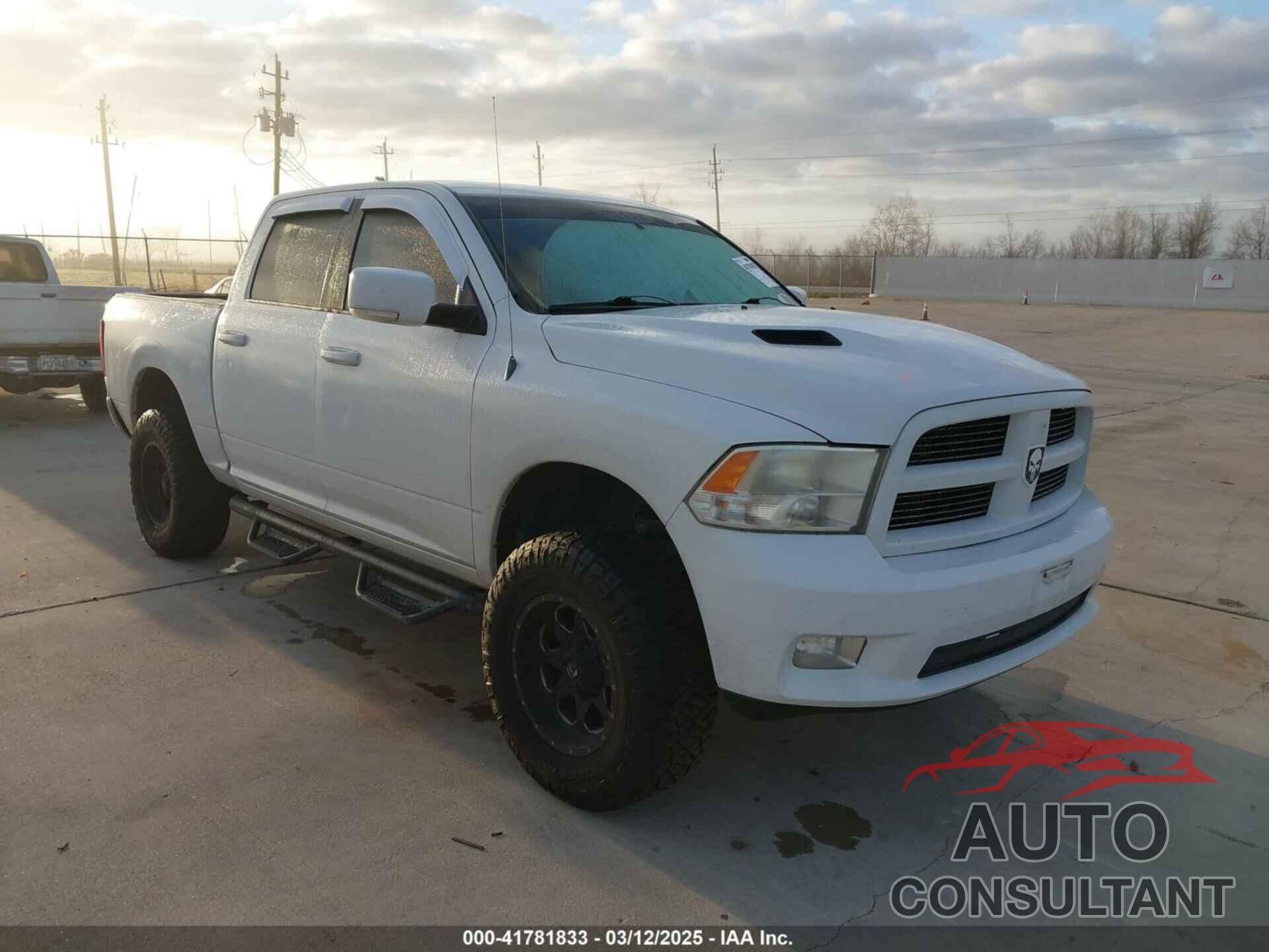DODGE RAM 1500 2011 - 1D7RB1CT3BS515682