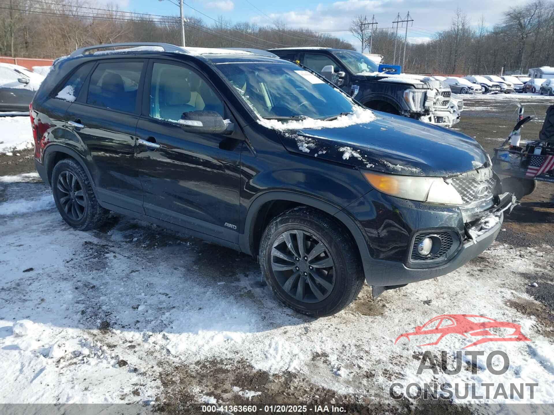 KIA SORENTO 2011 - 5XYKUDA25BG043458