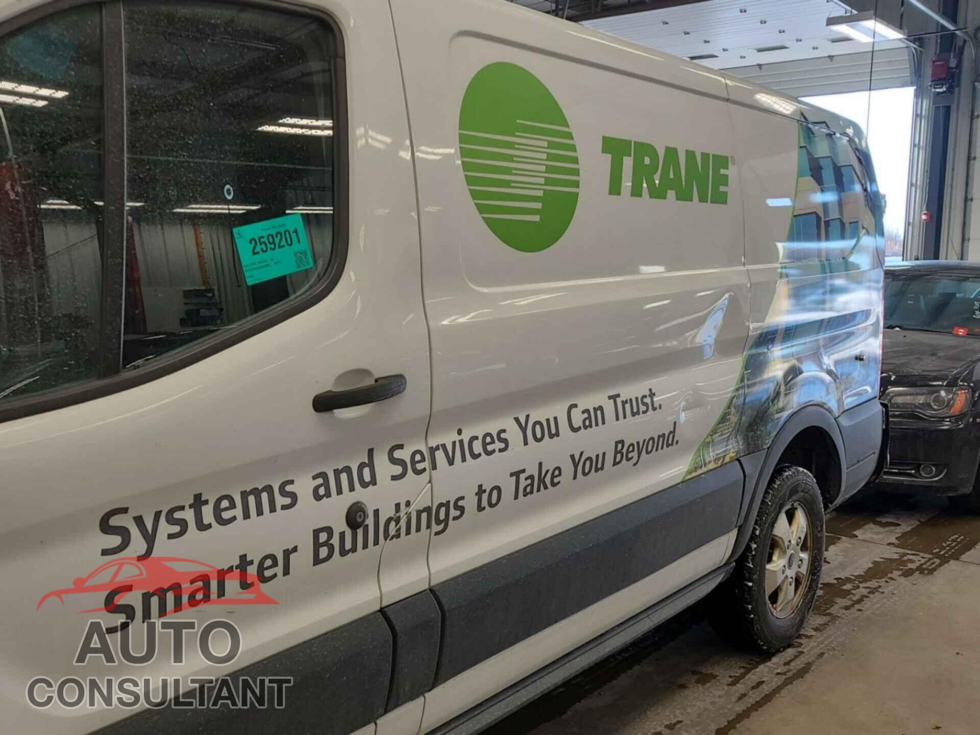 FORD TRANSIT 2019 - 1FTYR1YG5KKA40825