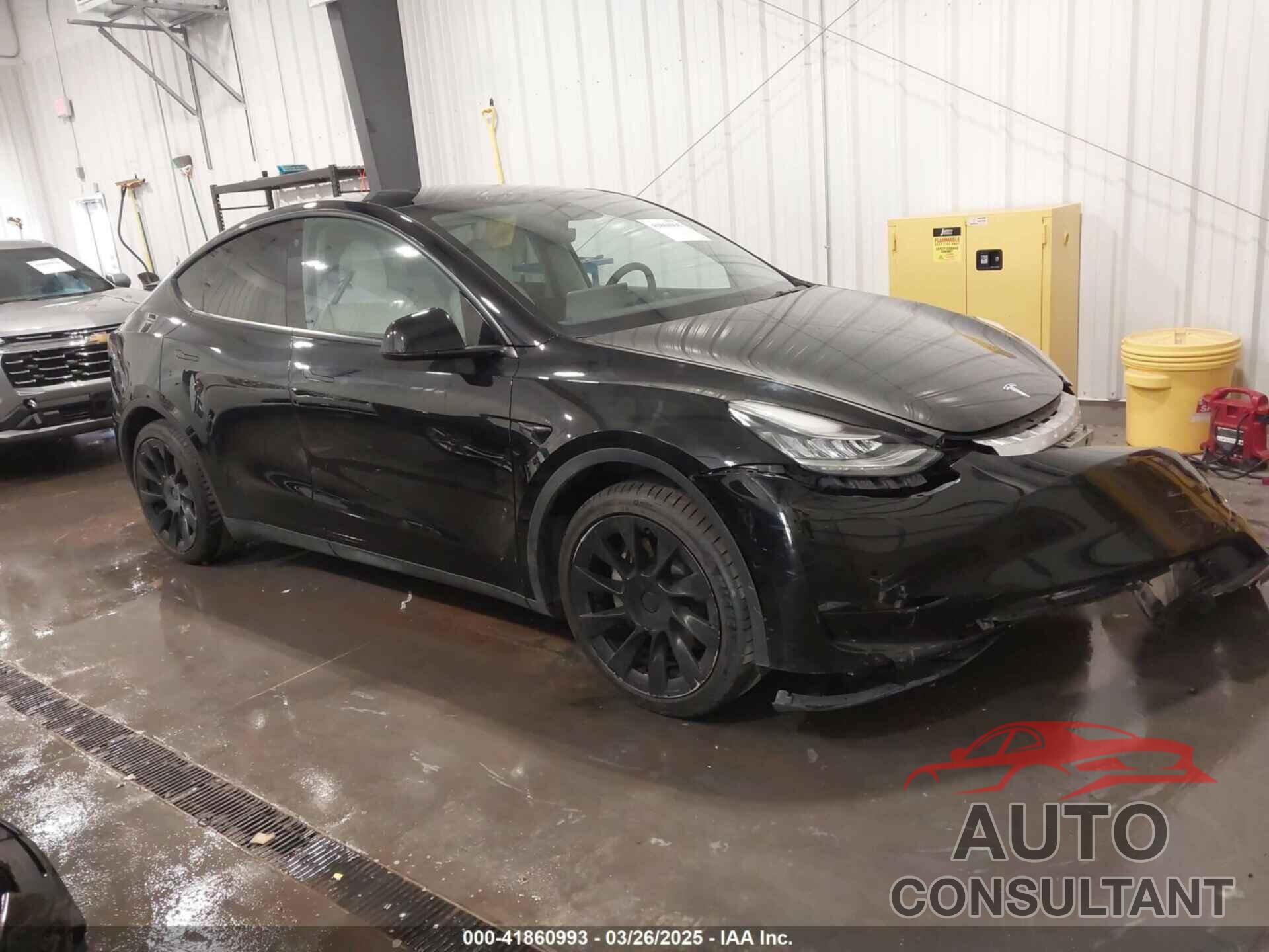 TESLA MODEL Y 2021 - 5YJYGAEE5MF305655