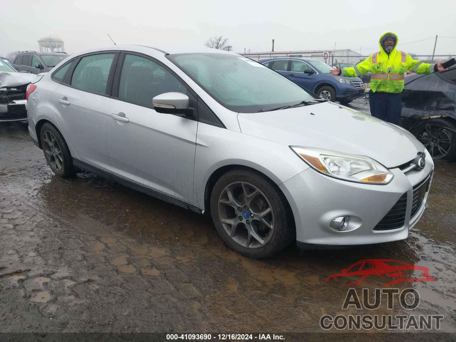 FORD FOCUS 2013 - 1FADP3F2XDL271939