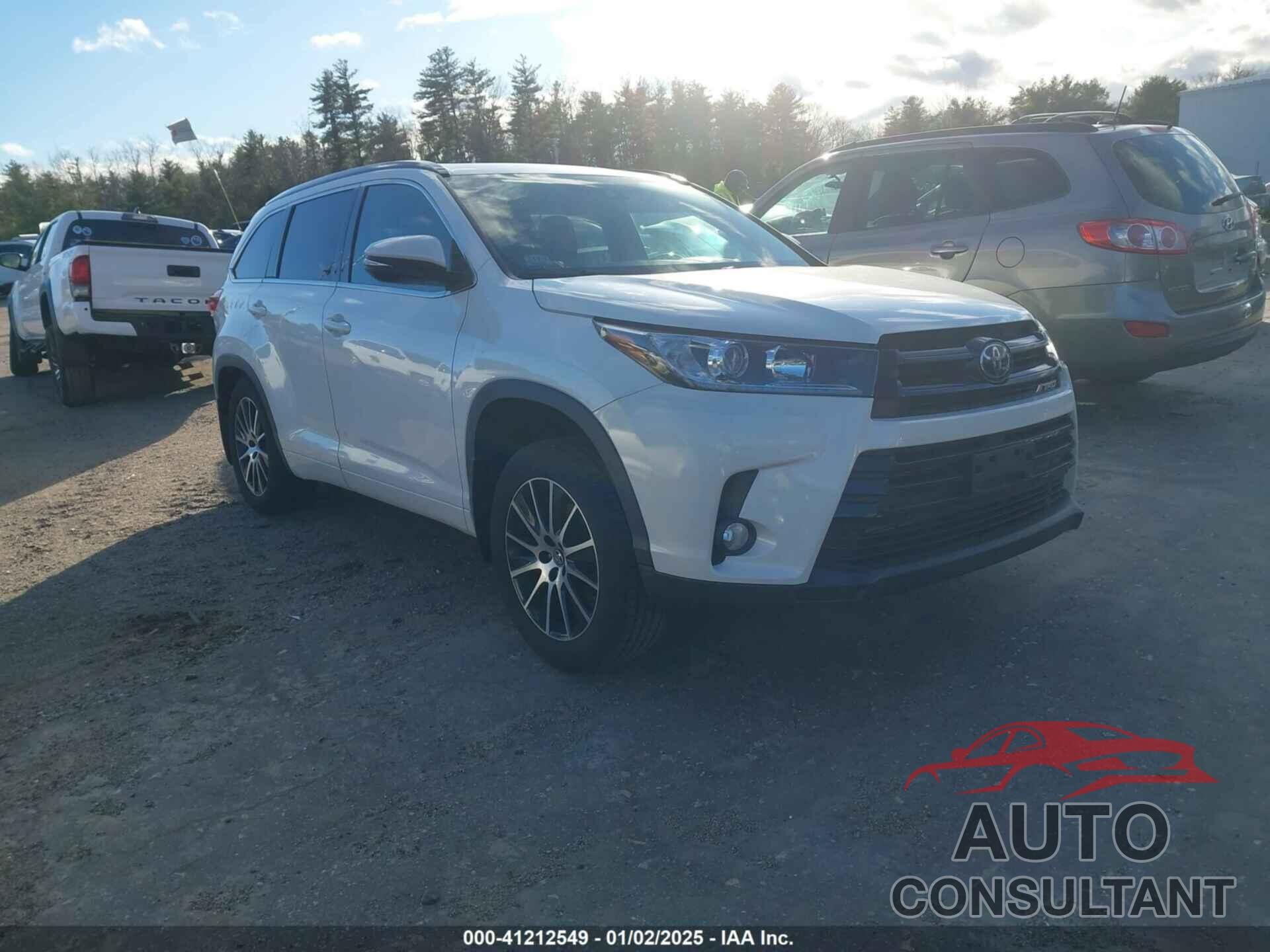 TOYOTA HIGHLANDER 2018 - 5TDJZRFH8JS826833