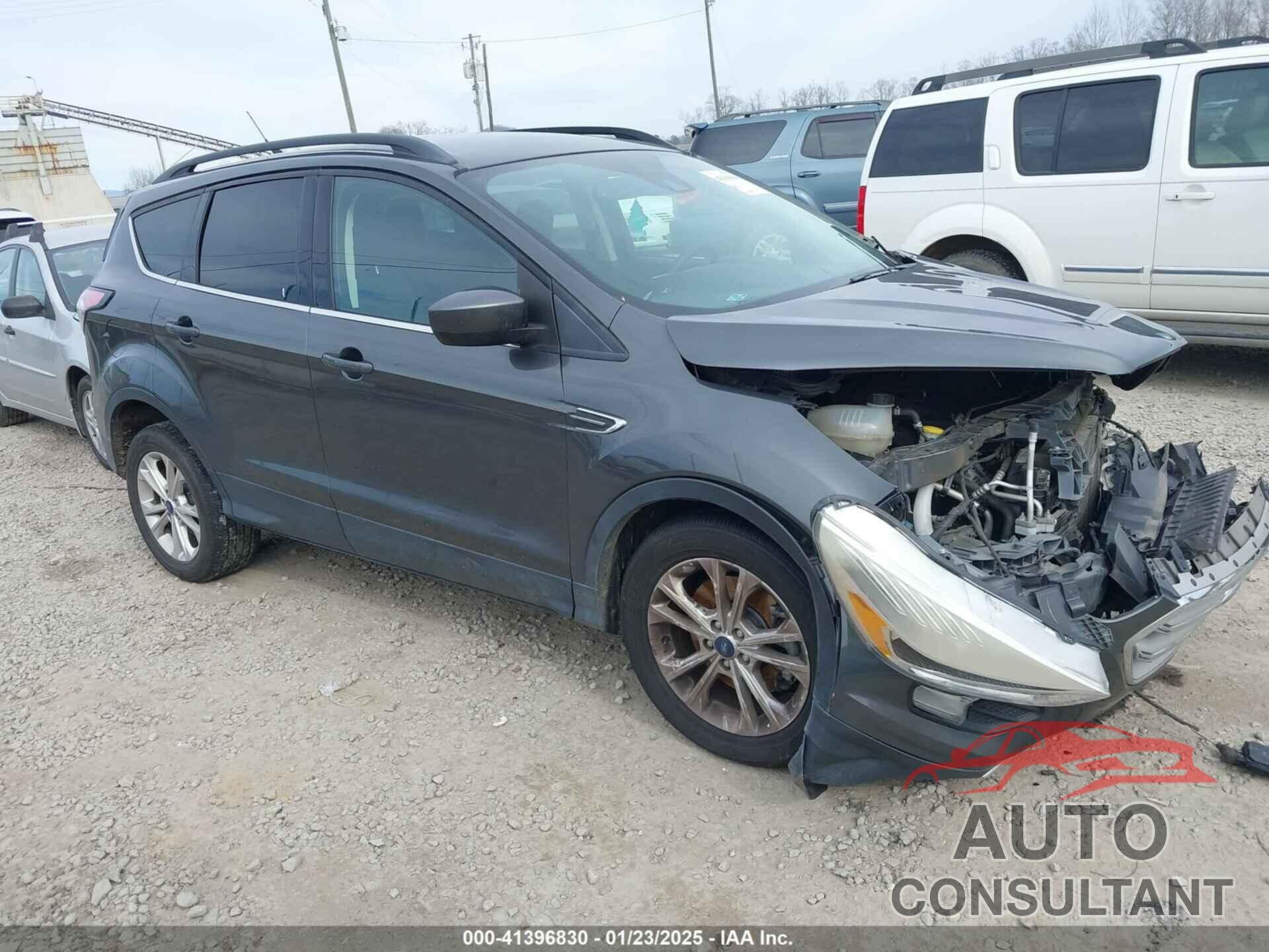 FORD ESCAPE 2018 - 1FMCU9GD7JUB62308