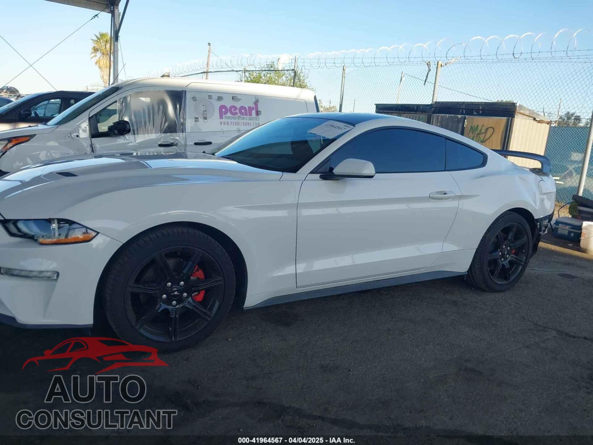 FORD MUSTANG 2018 - 1FA6P8TH7J5144970