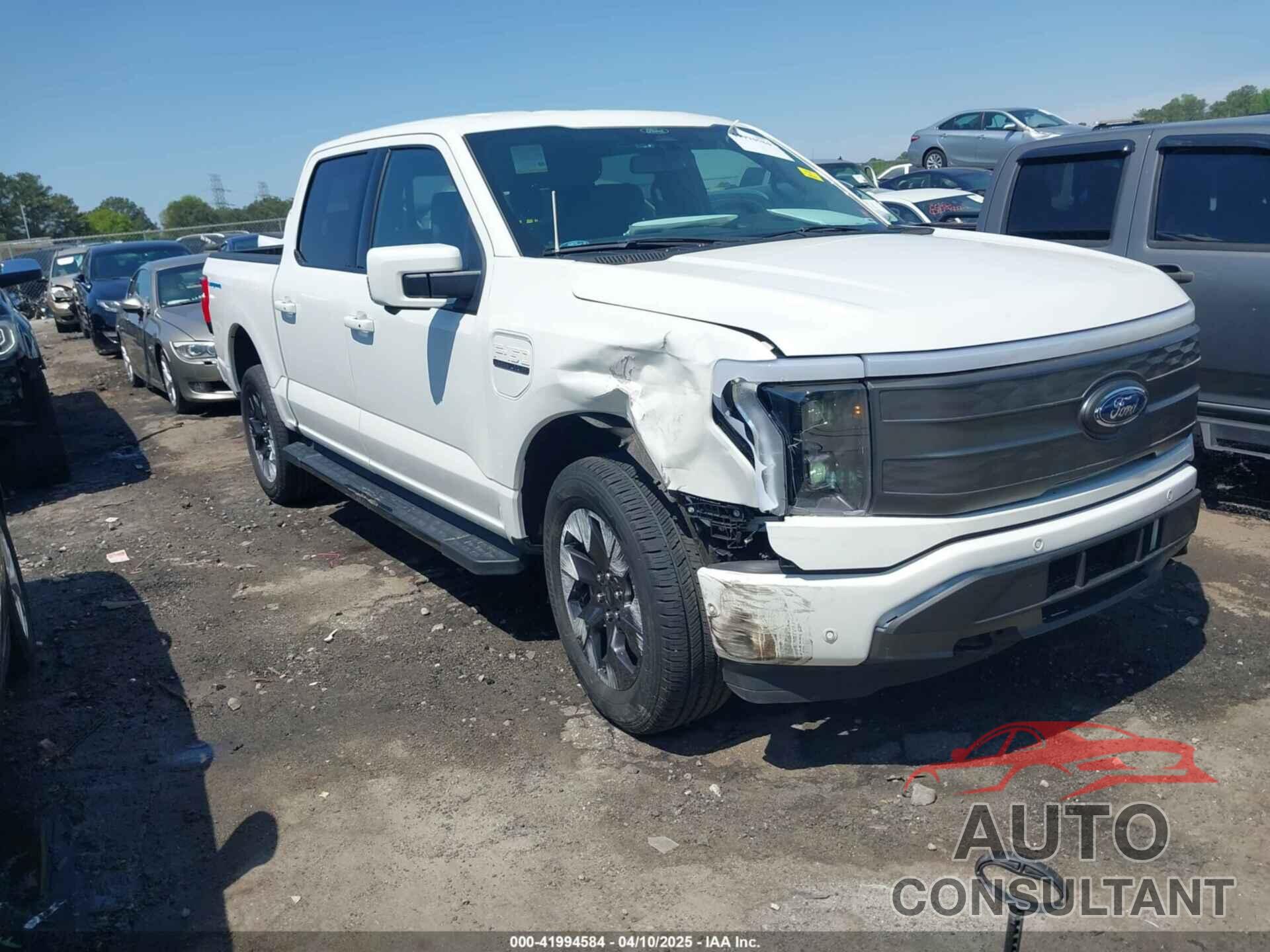 FORD F-150 LIGHTNING 2022 - 1FTVW1EL3NWG16227