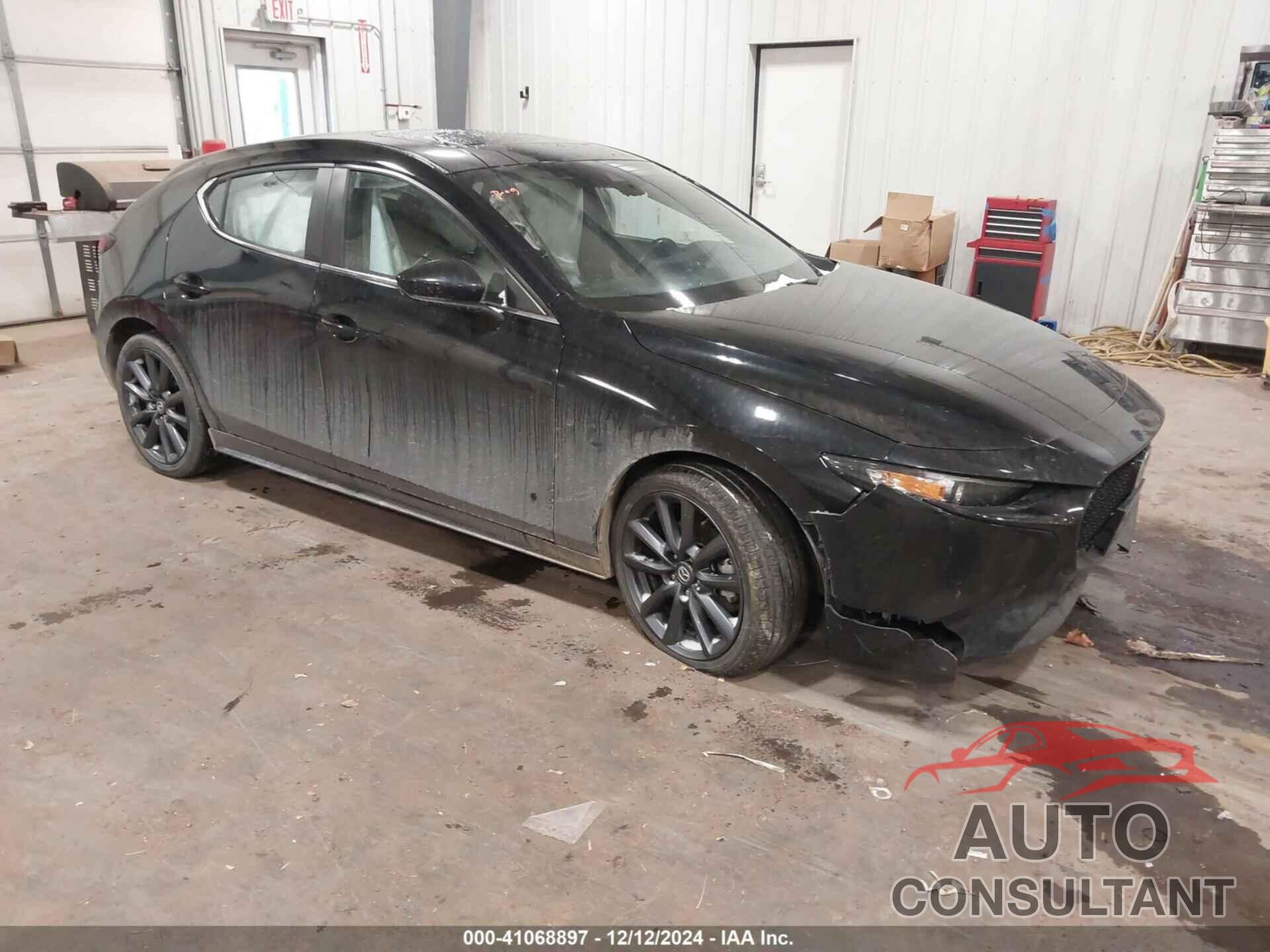 MAZDA MAZDA3 2021 - JM1BPBLL2M1402821