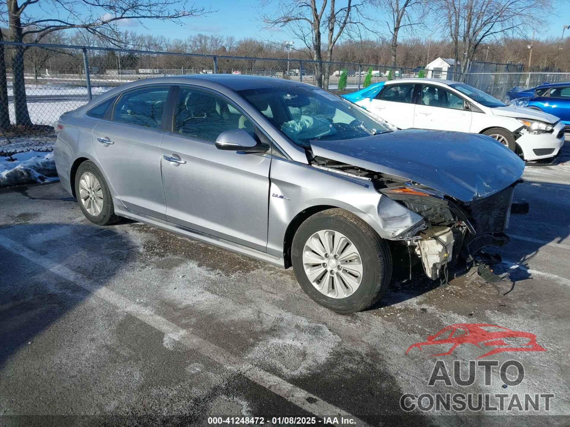 HYUNDAI SONATA HYBRID 2016 - KMHE24L14GA028315