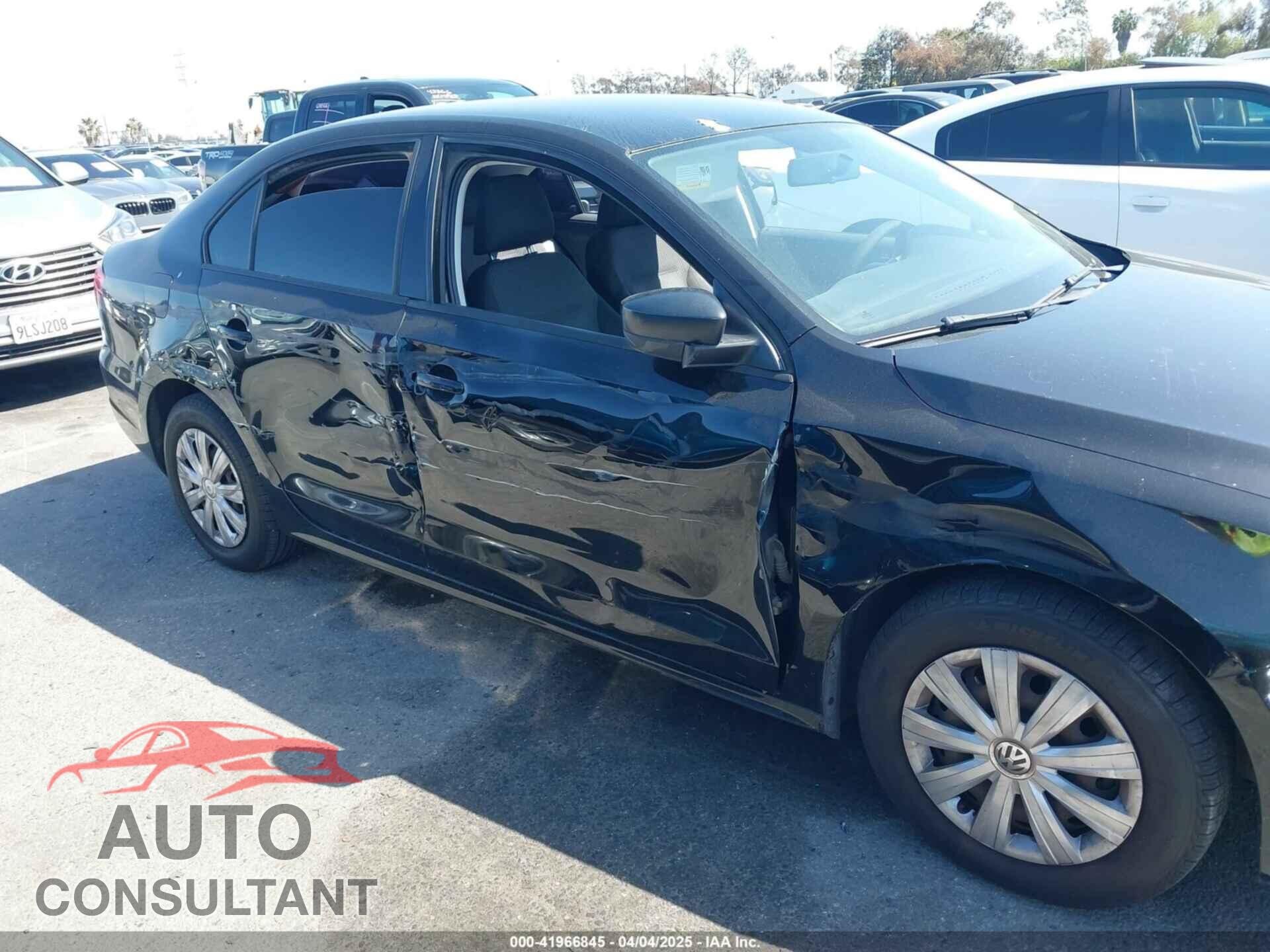 VOLKSWAGEN JETTA 2012 - 3VW2K7AJ5CM414070