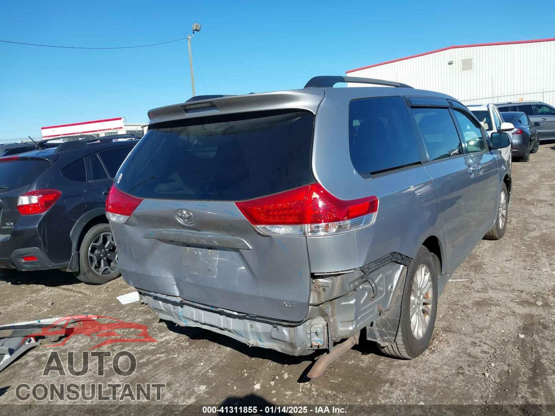 TOYOTA SIENNA 2012 - 5TDYK3DC7CS277944