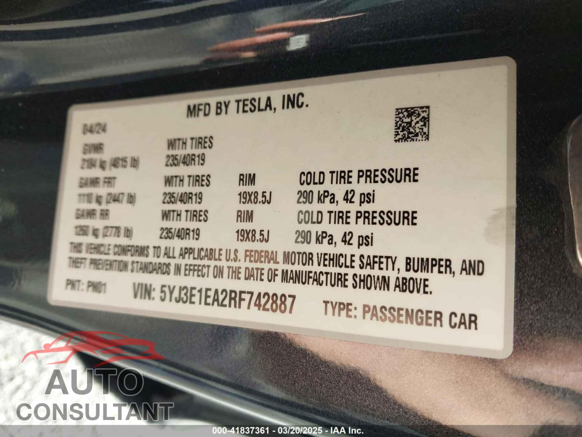 TESLA MODEL 3 2024 - 5YJ3E1EA2RF742887