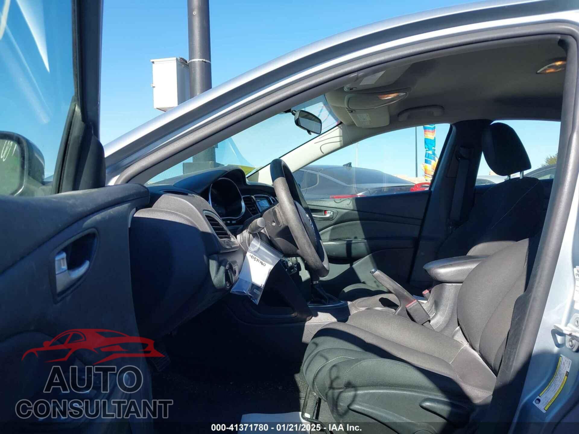 DODGE DART 2013 - 1C3CDFBA8DD148975