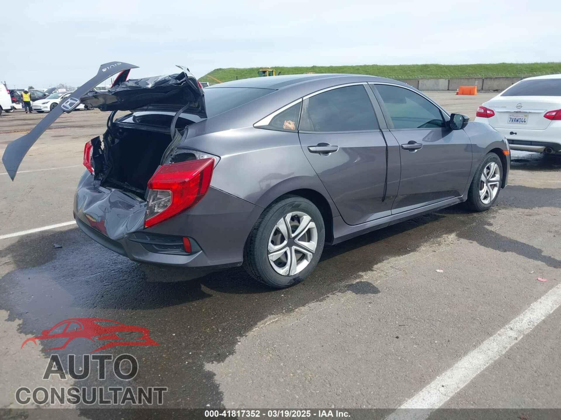 HONDA CIVIC 2017 - 2HGFC2F53HH528334