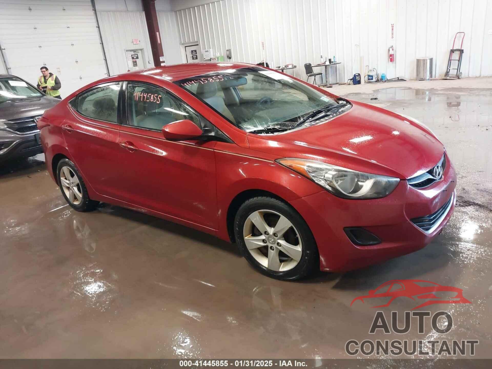 HYUNDAI ELANTRA 2011 - KMHDH4AE0BU142352