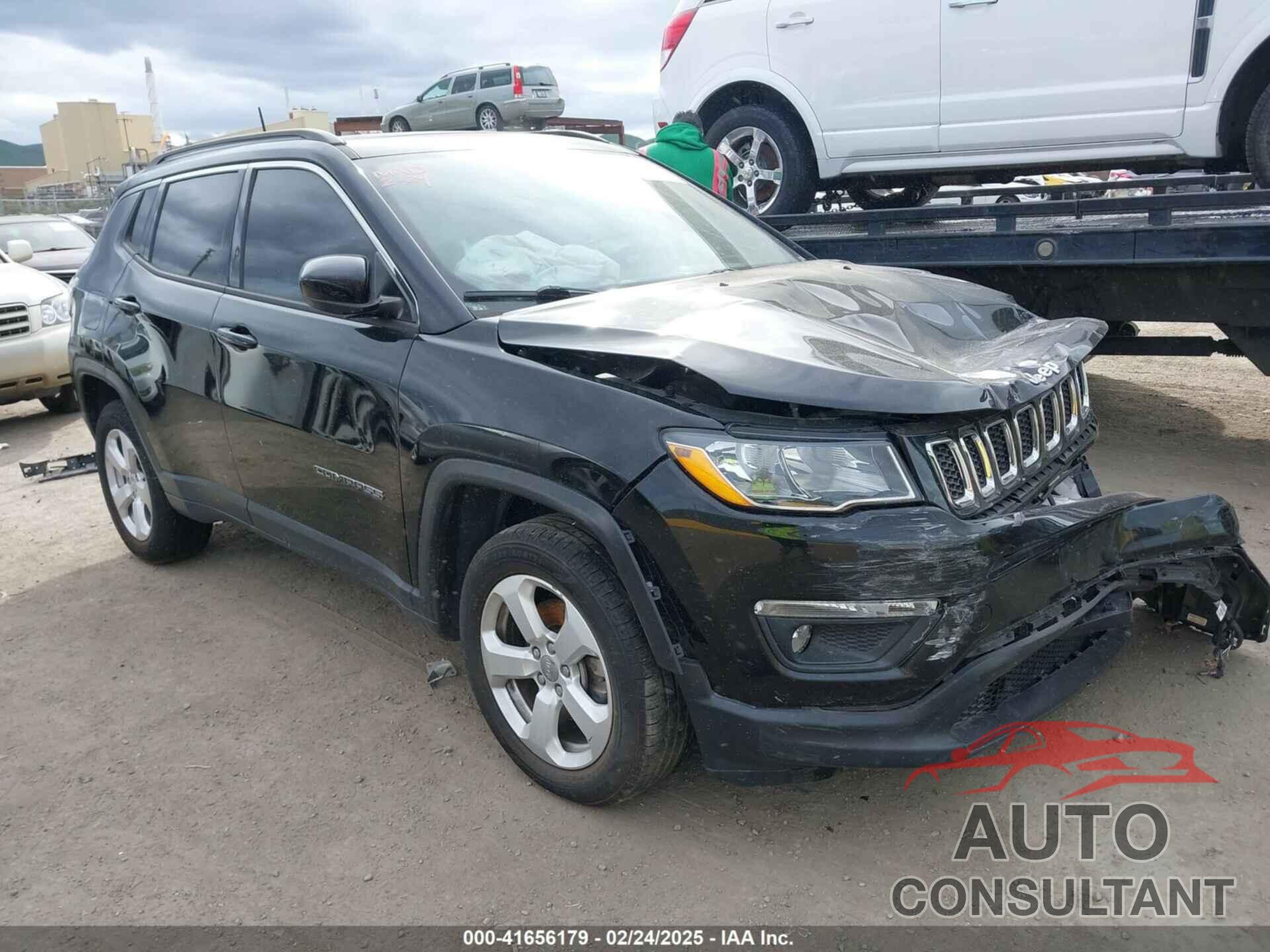 JEEP COMPASS 2018 - 3C4NJDBB0JT484409