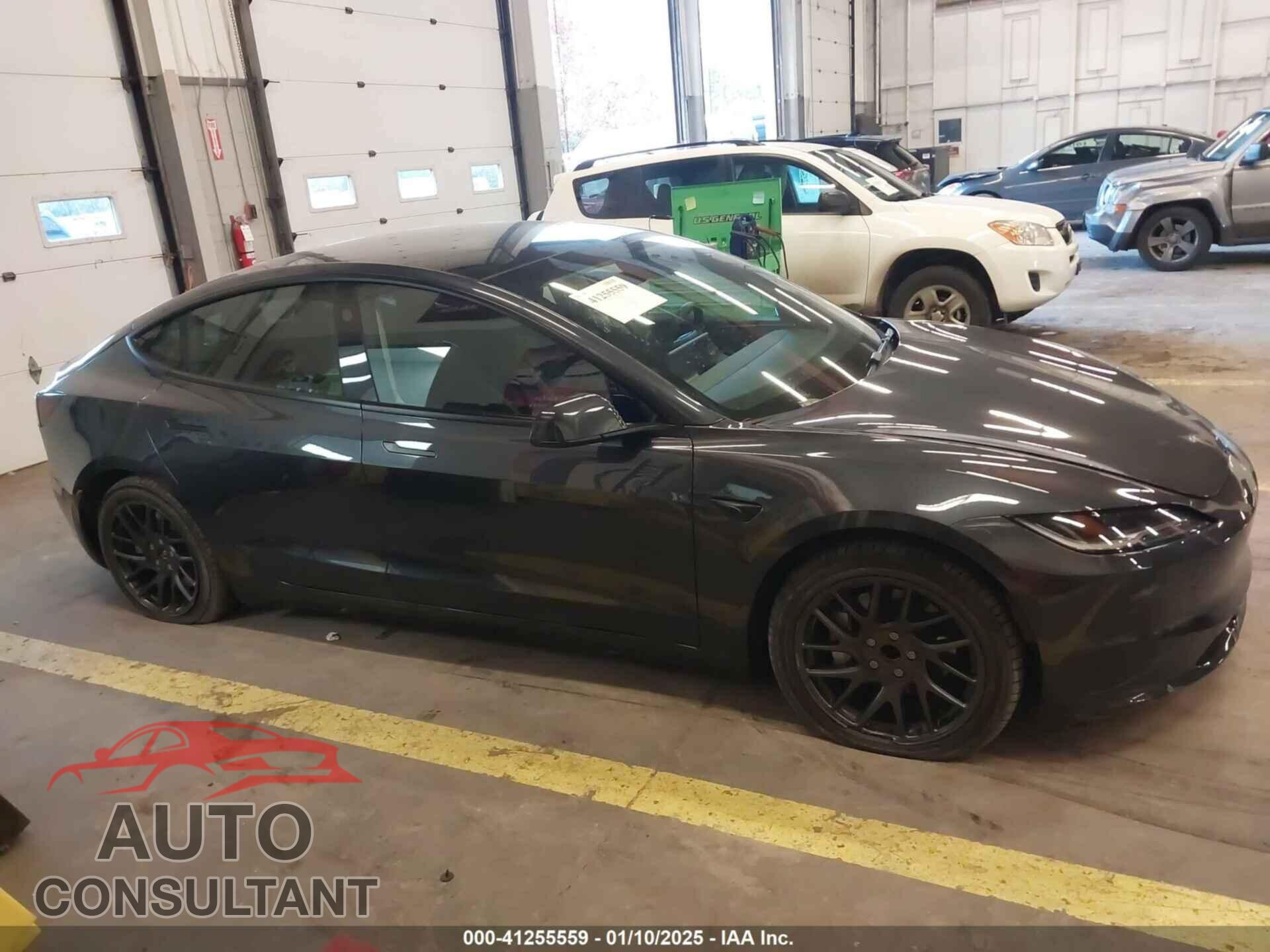 TESLA MODEL 3 2024 - 5YJ3E1EA9RF835440