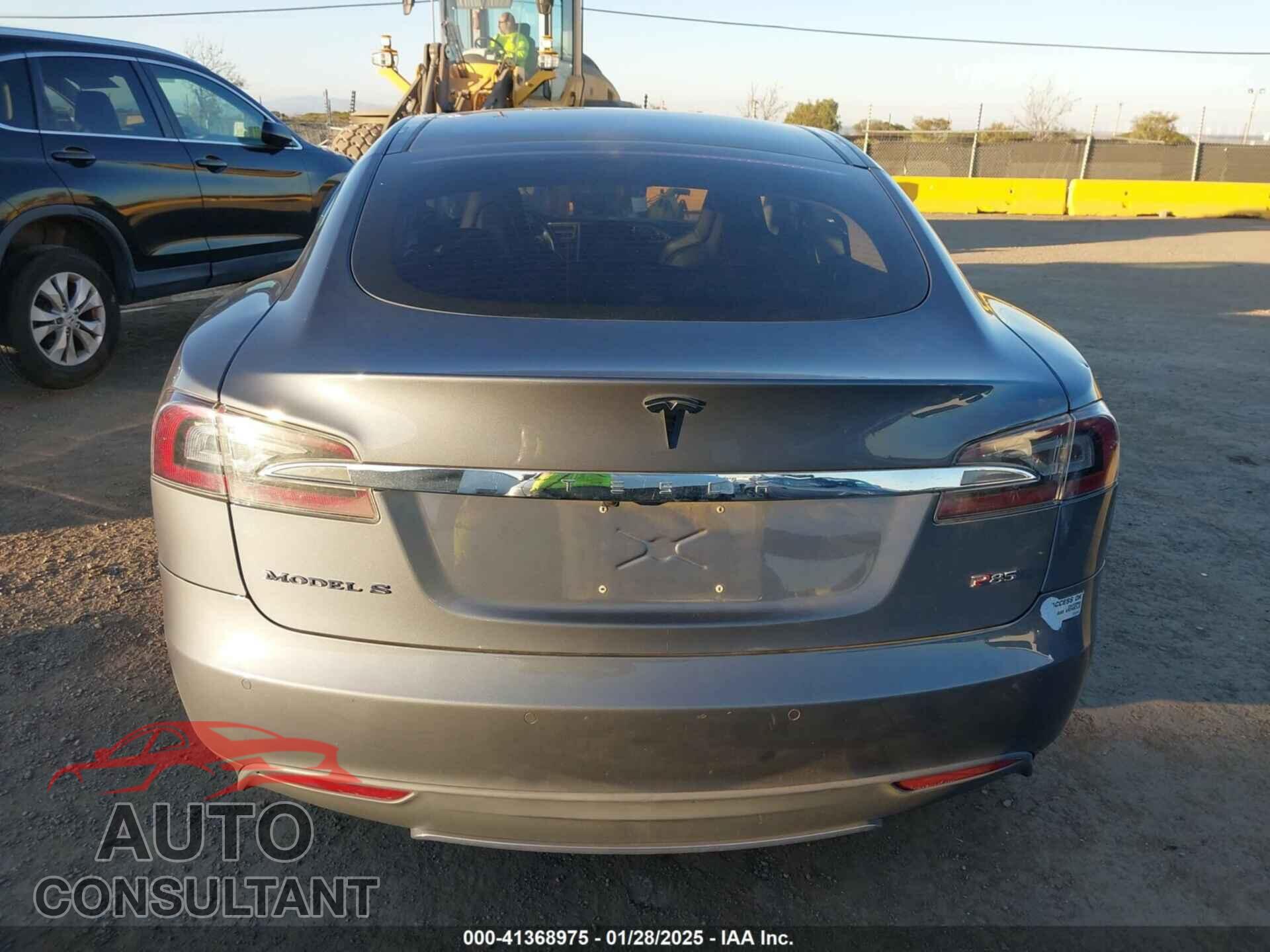 TESLA MODEL S 2013 - 5YJSA1CP4DFP23684