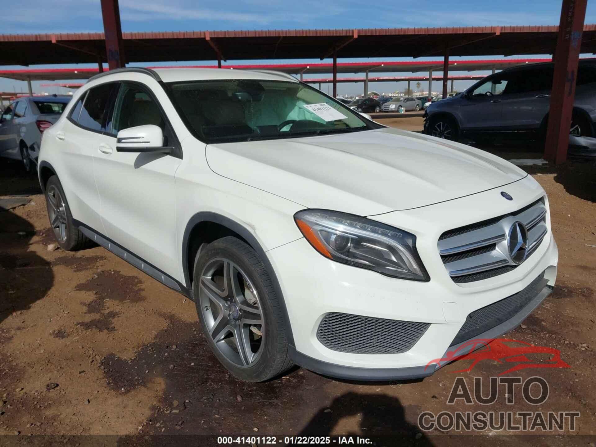 MERCEDES-BENZ GLA 250 2015 - WDCTG4GB8FJ060855