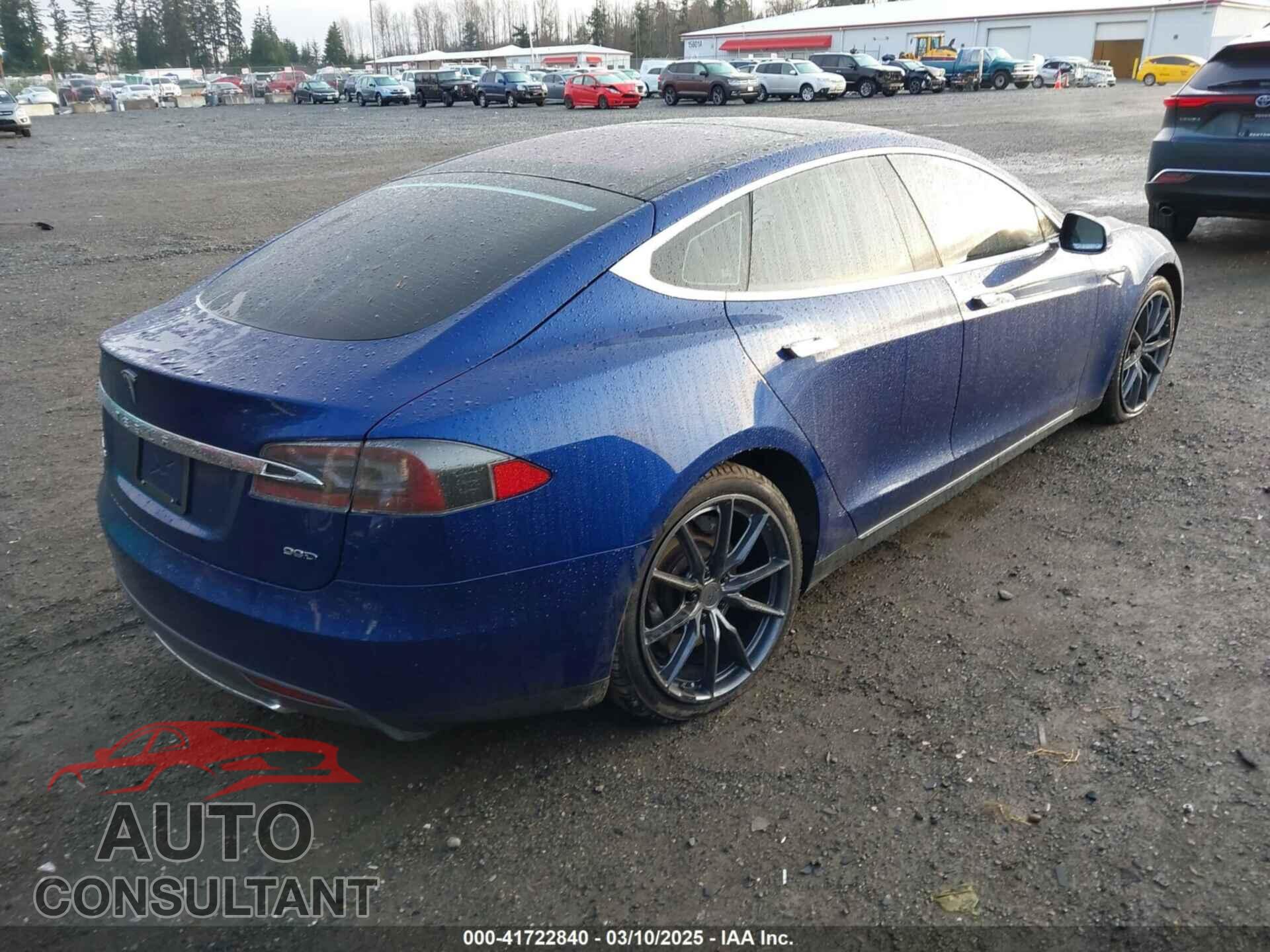 TESLA MODEL S 2015 - 5YJSA1E29FF103935