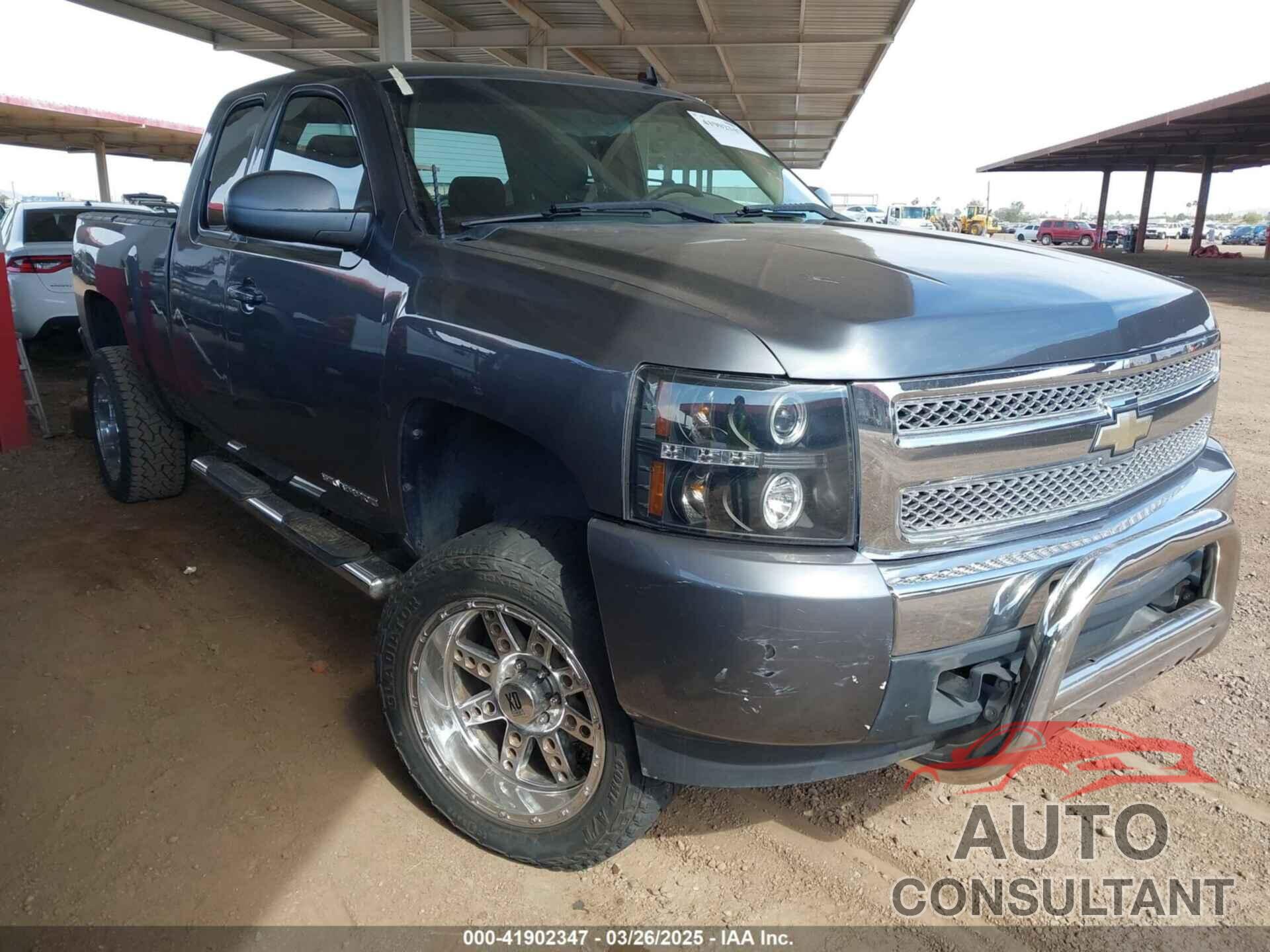 CHEVROLET SILVERADO 1500 2011 - 1GCRCREAXBZ107849