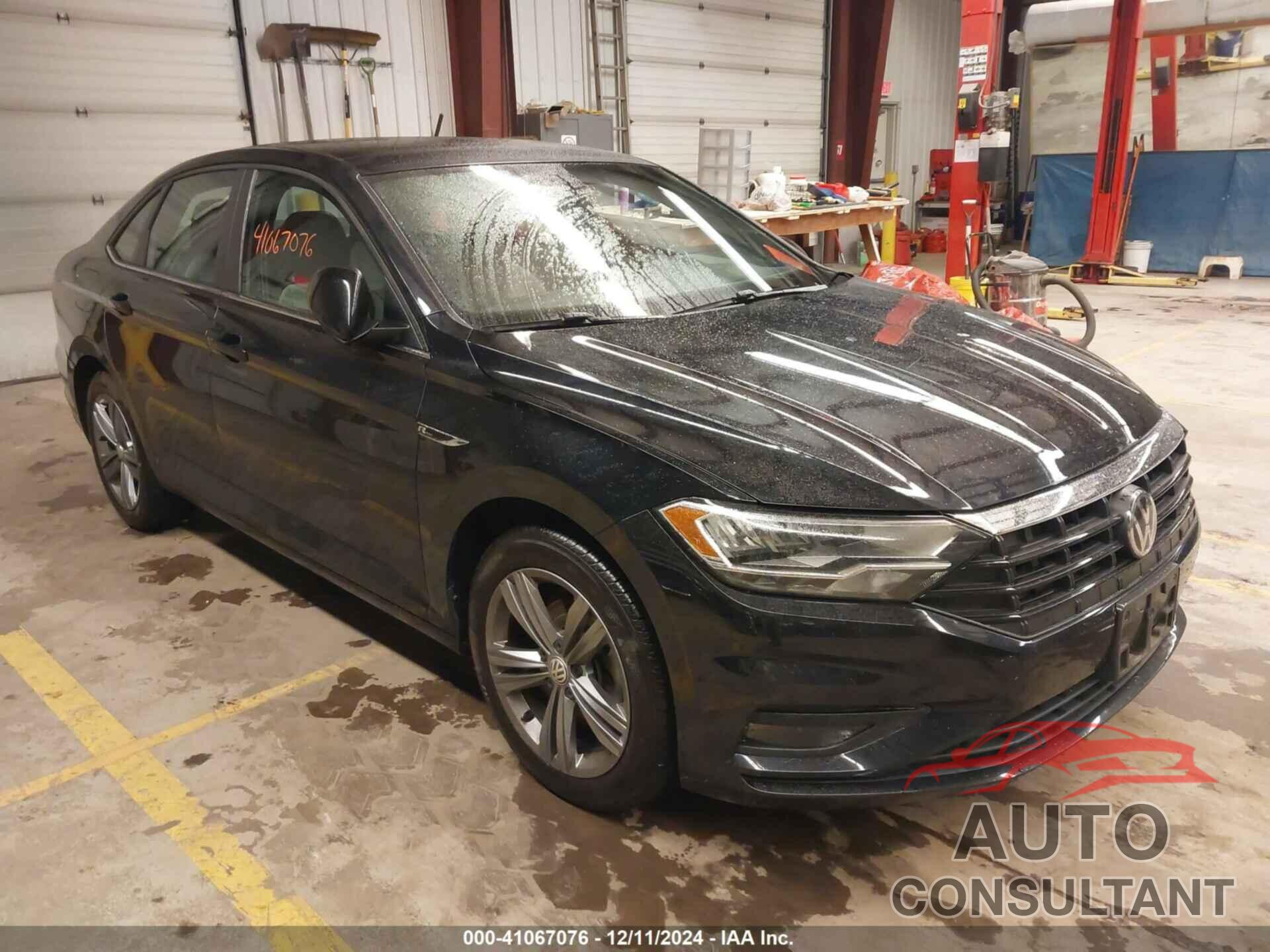 VOLKSWAGEN JETTA 2019 - 3VWC57BU1KM103125