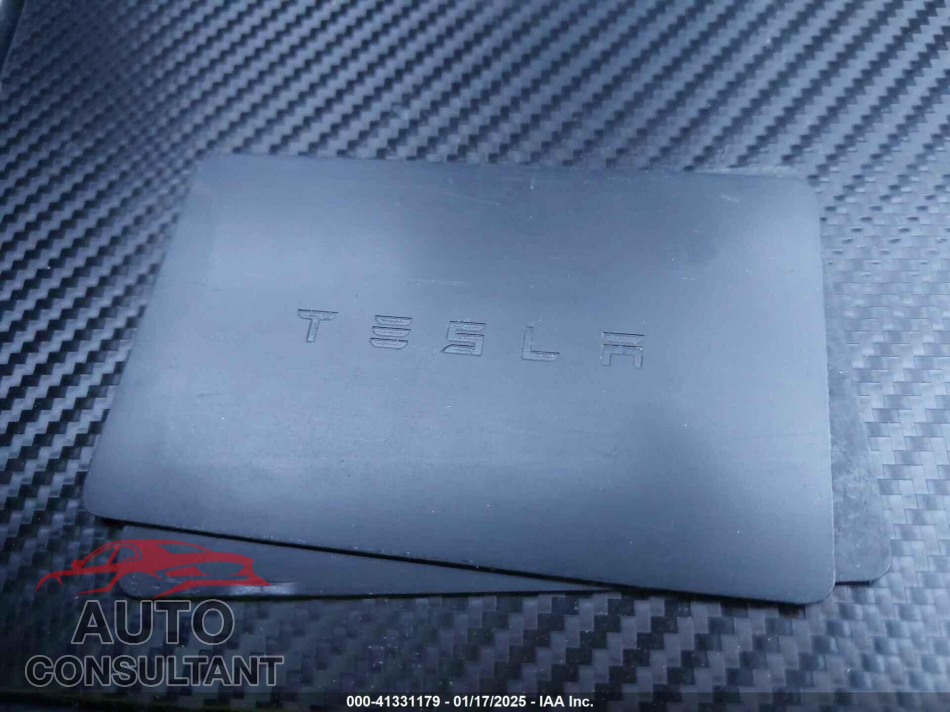 TESLA MODEL 3 2018 - 5YJ3E1EA9JF126401