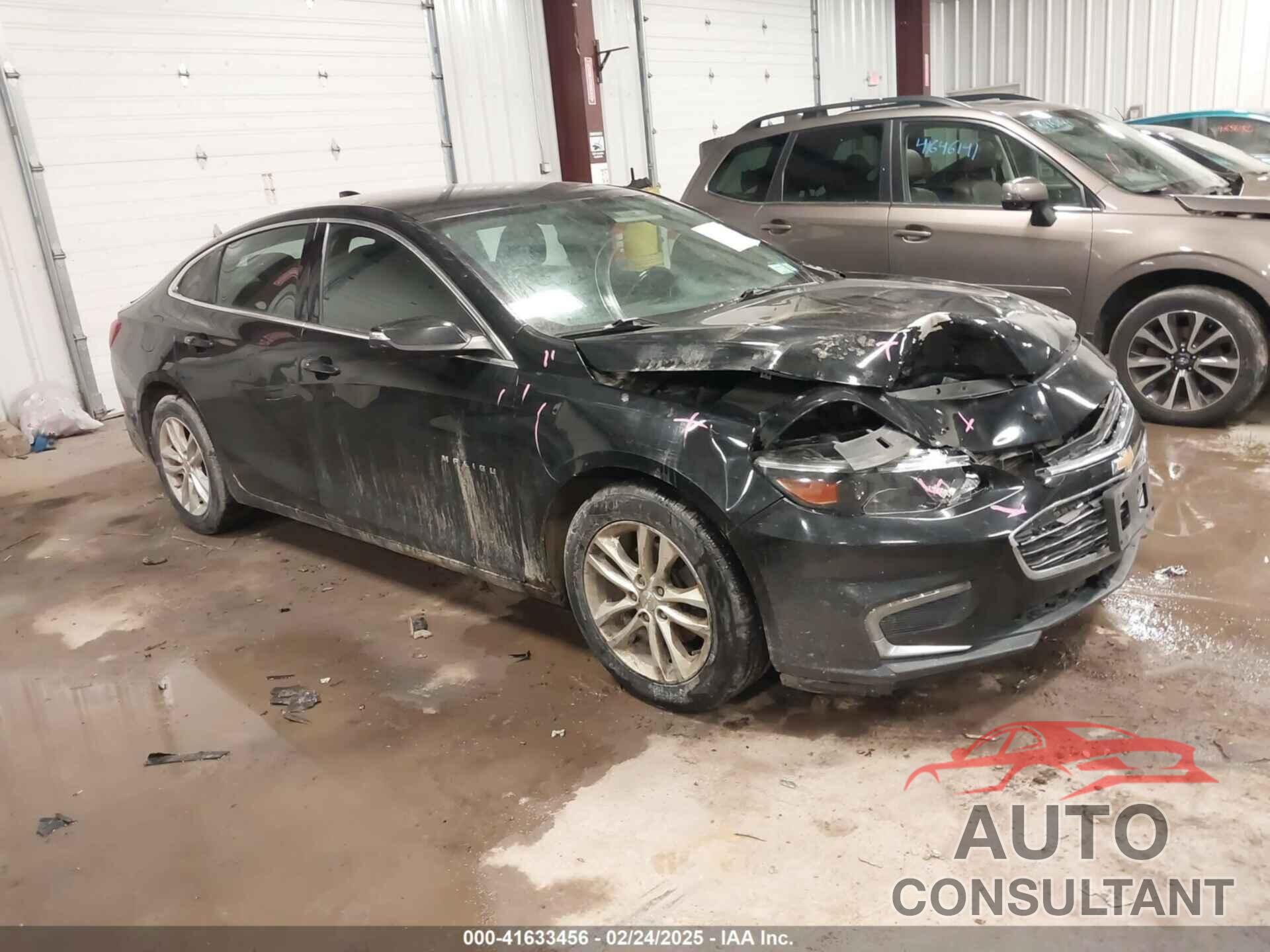CHEVROLET MALIBU 2017 - 1G1ZE5ST8HF210019