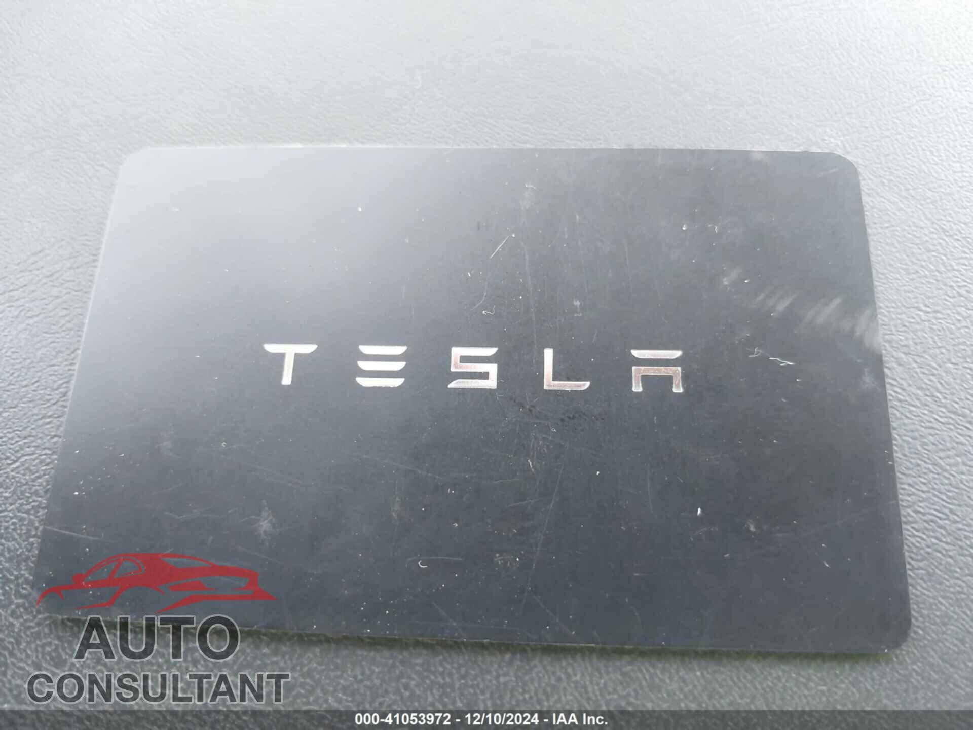 TESLA MODEL 3 2020 - 5YJ3E1EA2LF738104
