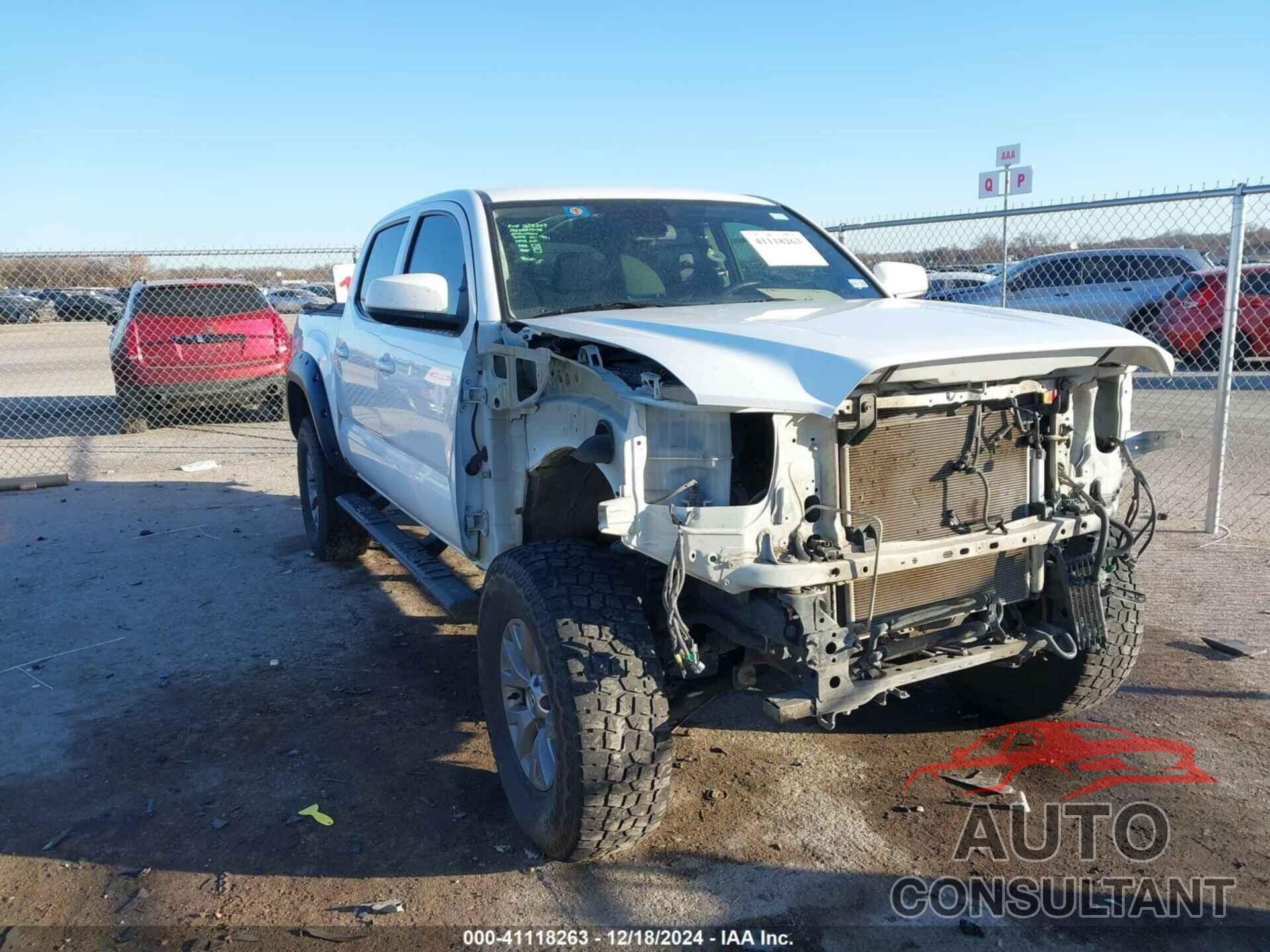 TOYOTA TACOMA 2018 - 5TFCZ5ANXJX124330