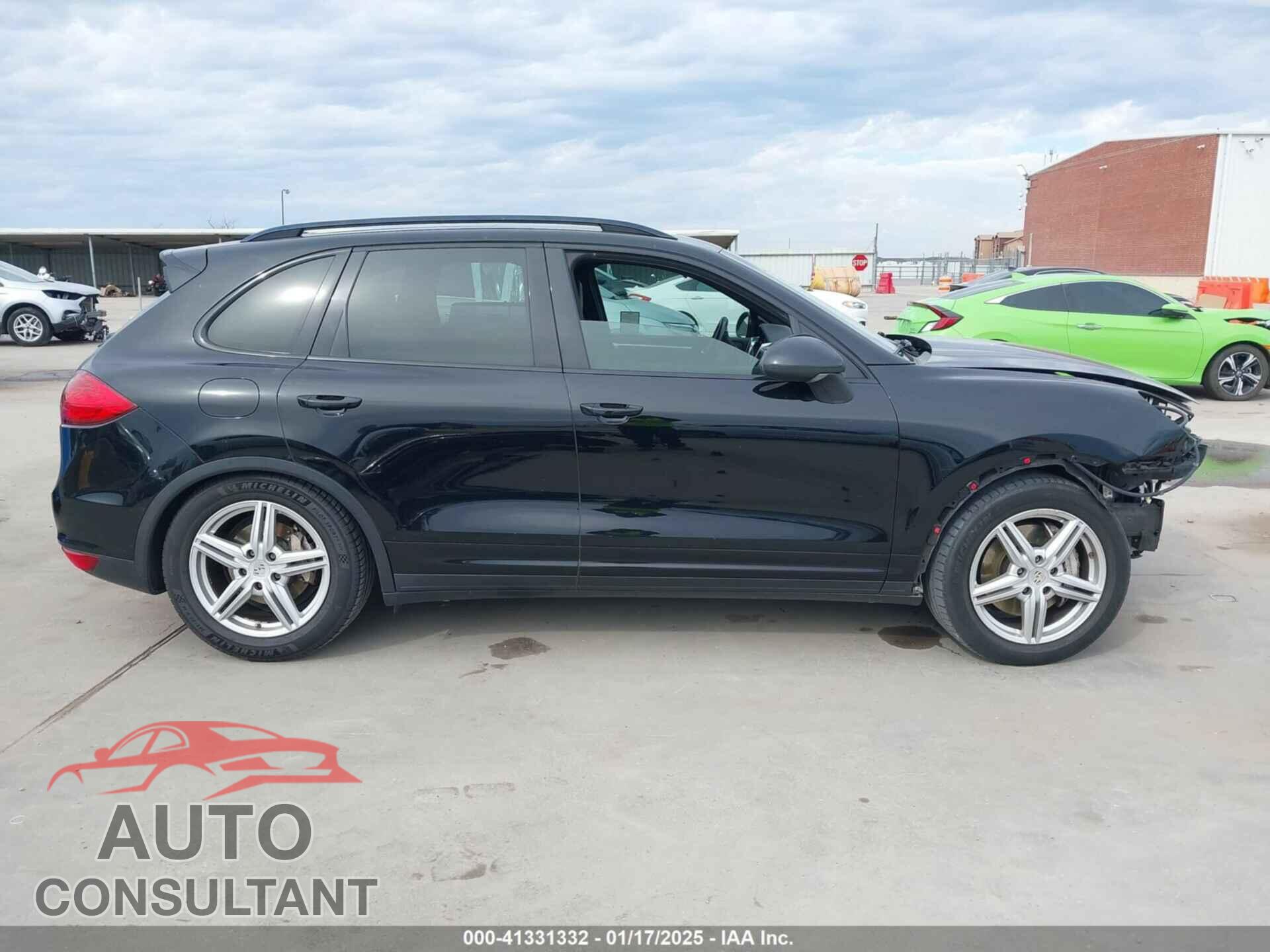 PORSCHE CAYENNE 2011 - WP1AB2A24BLA55710