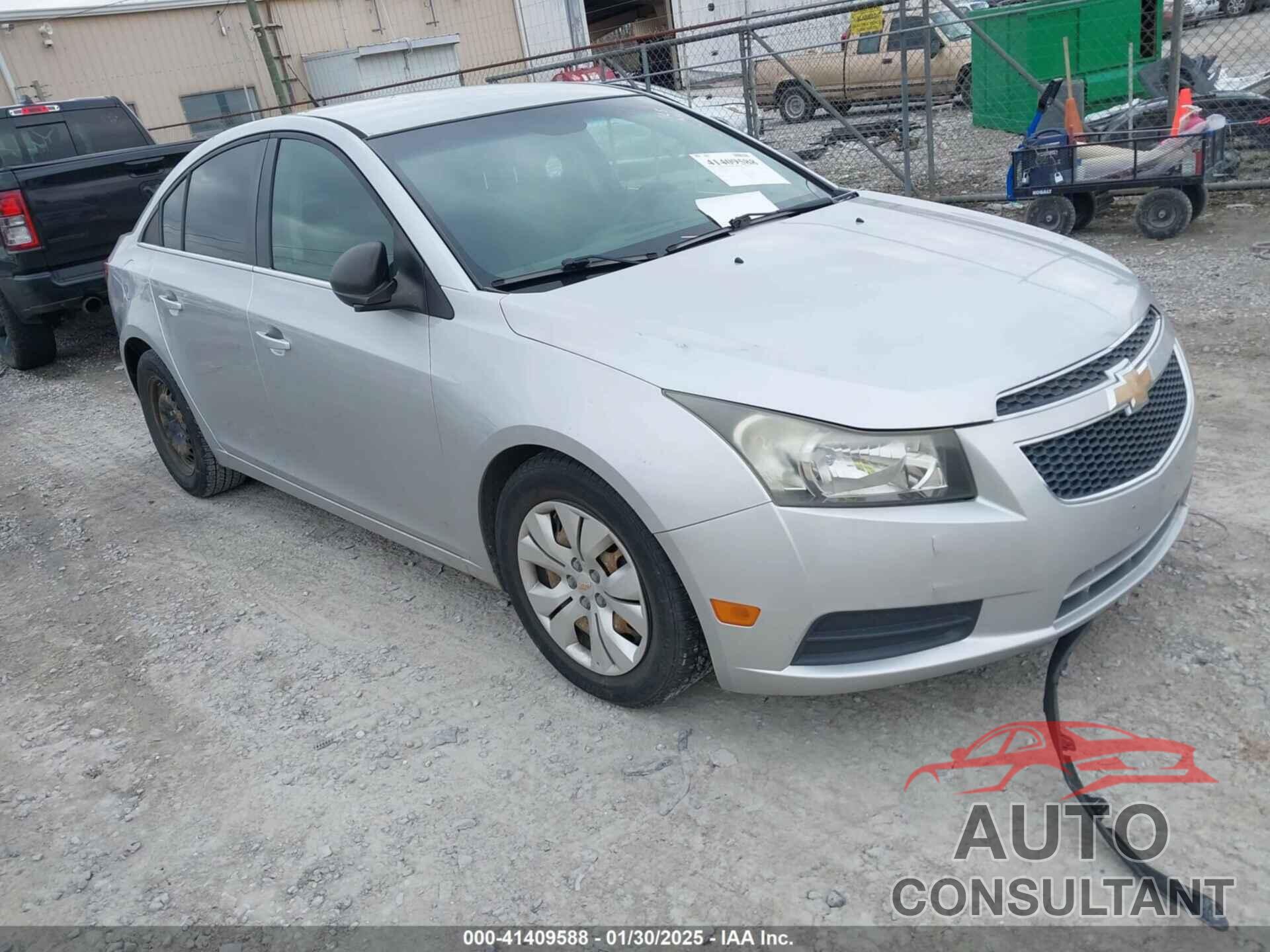 CHEVROLET CRUZE 2012 - 1G1PC5SHXC7205111